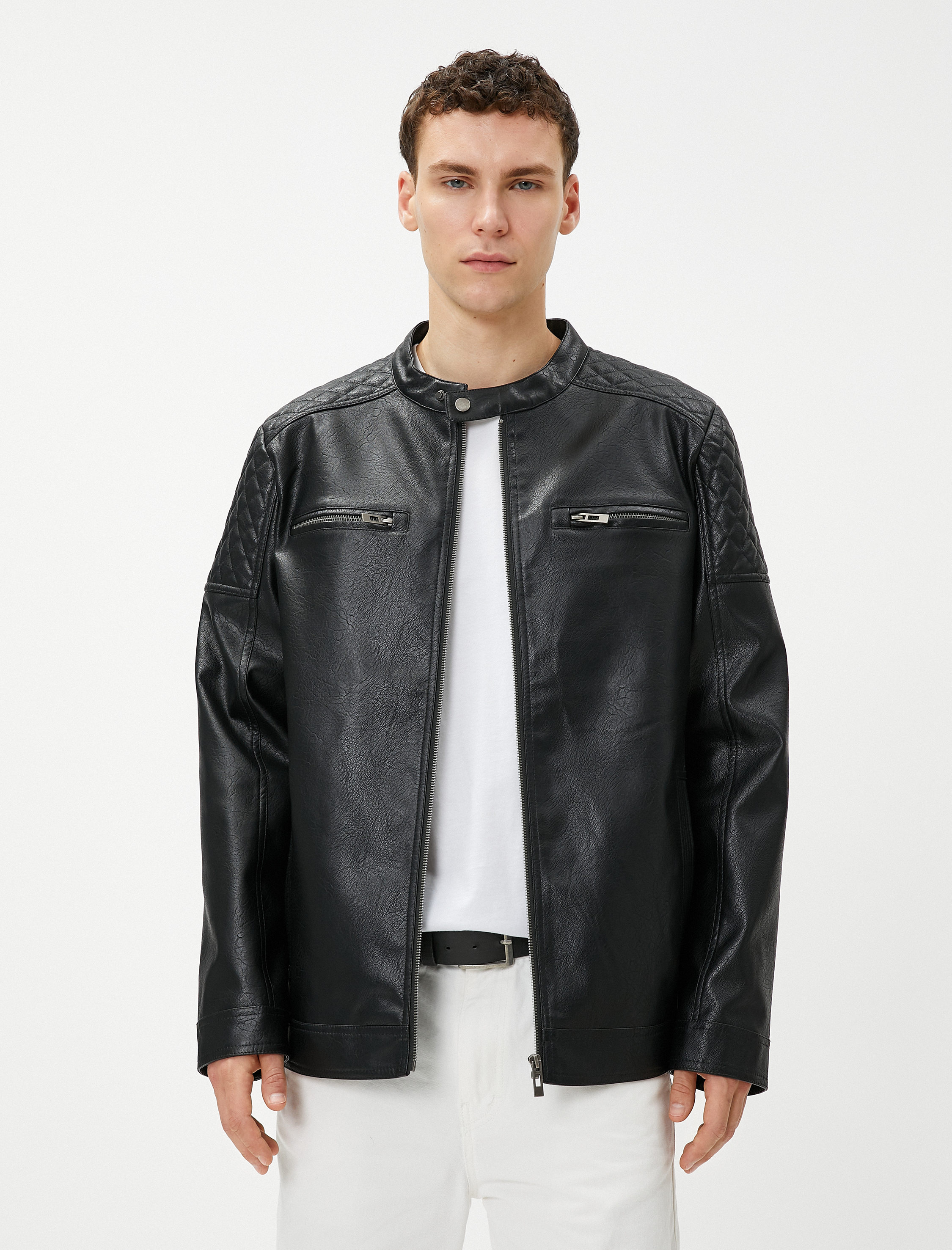   Deri Görünümlü Ceket Yuvarlak Yaka Cep Detaylı Fermuarlı