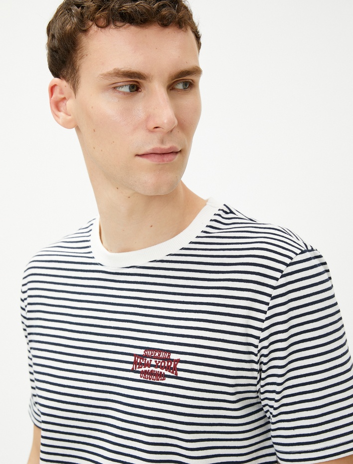  Kolej Tişört İşlemeli Bisiklet Yaka Kısa Kollu