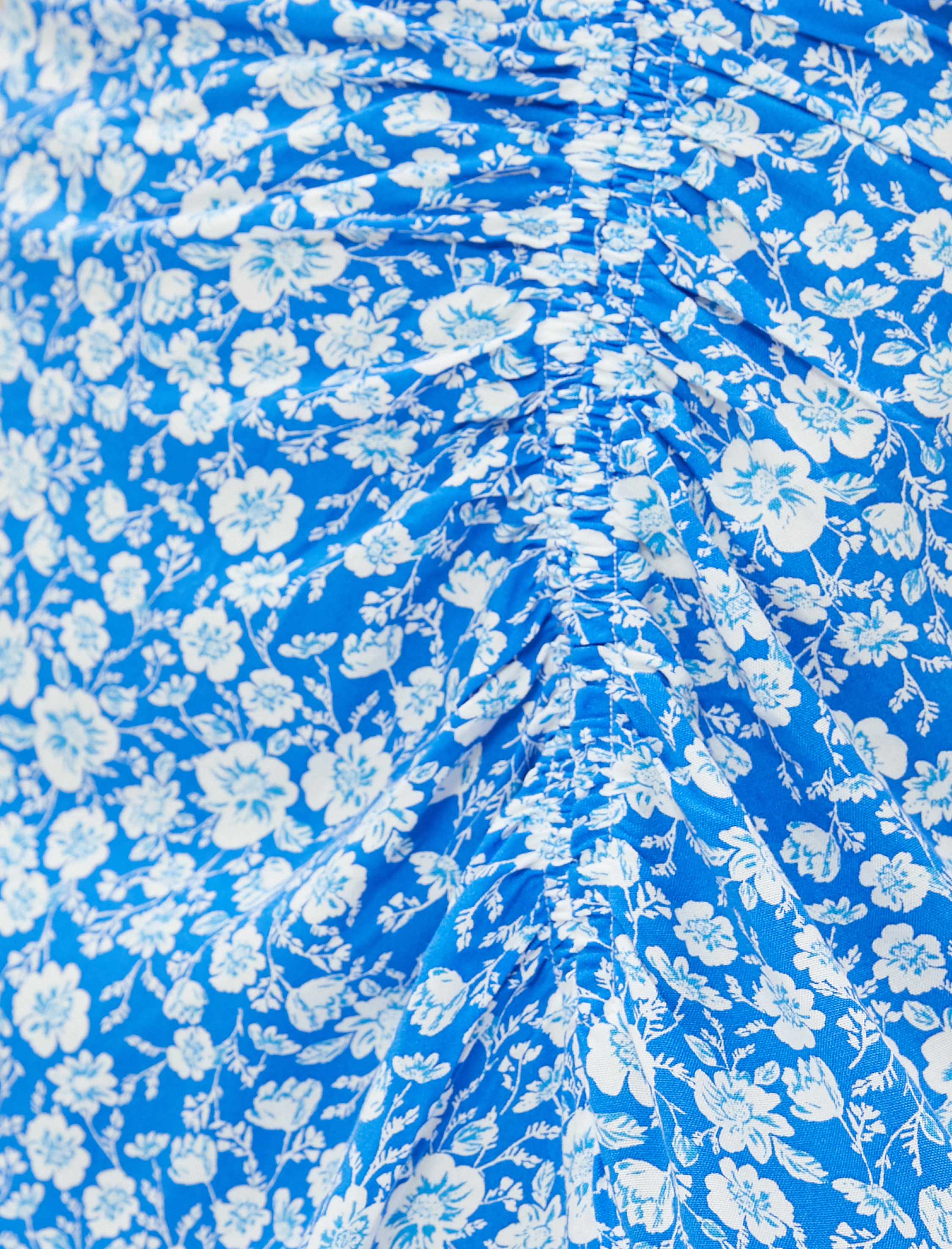   Midi Etek Çiçekli Yırtmaçlı Viskon