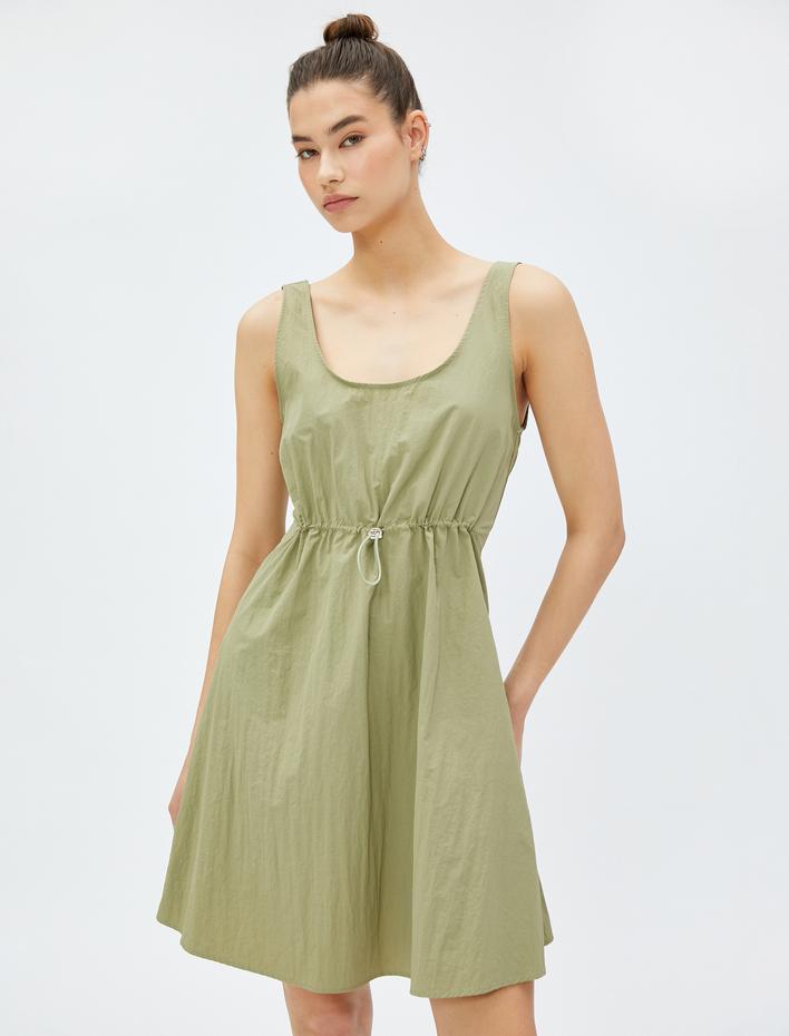  Mini Paraşüt Elbise U Yaka Beli Büzgülü Kolsuz