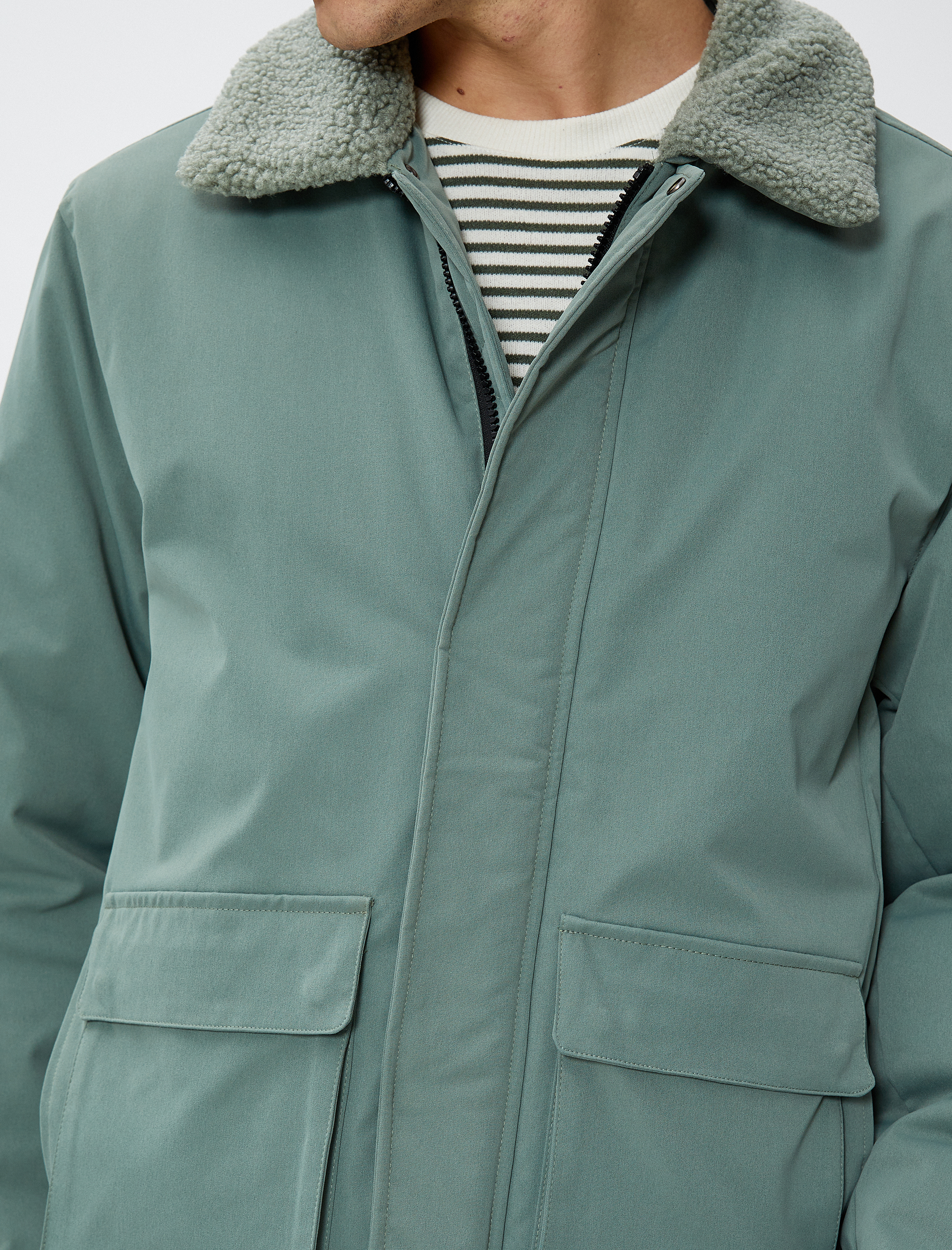   Cep Detaylı Ceket Fermuarlı Peluş Yakalı