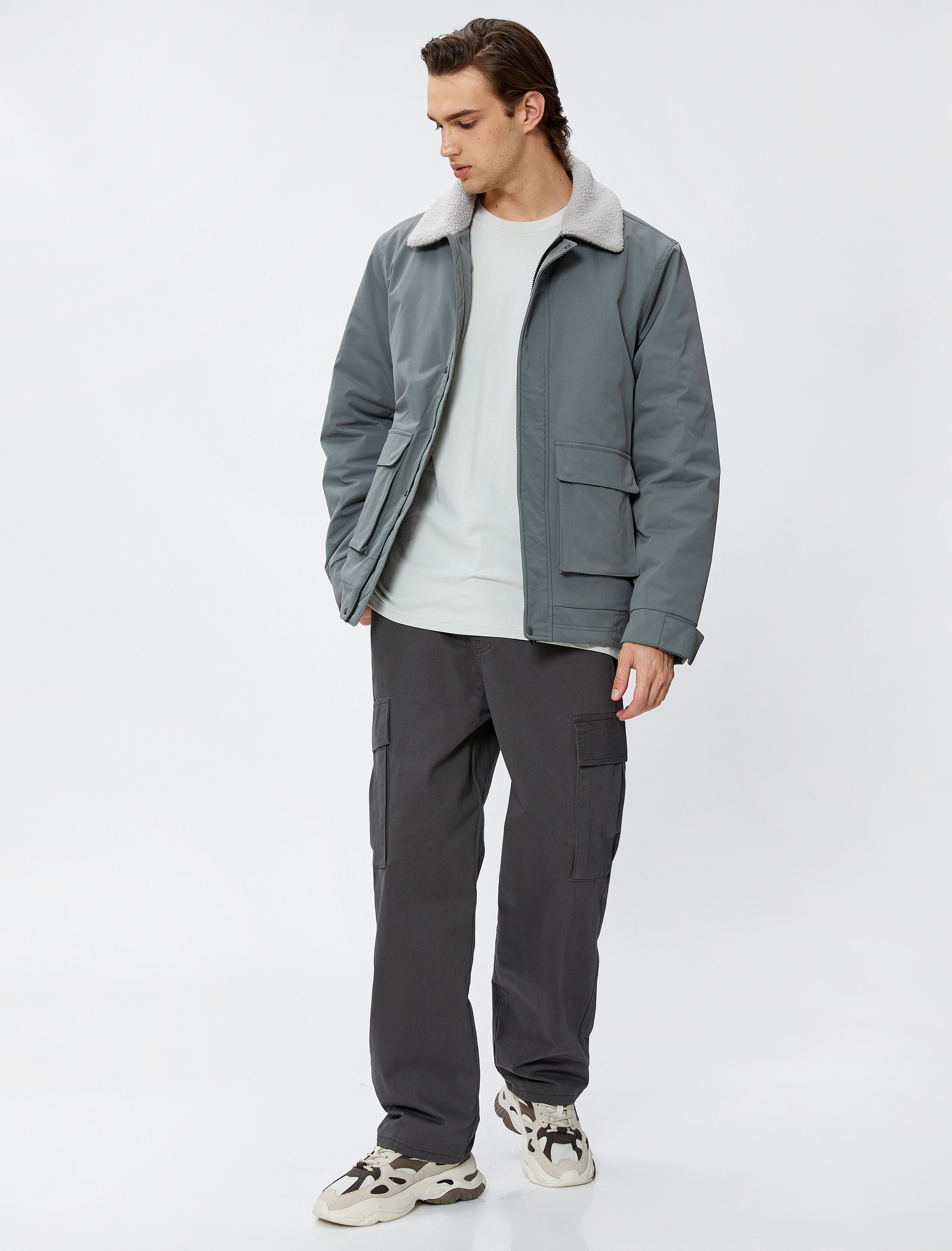   Cep Detaylı Ceket Fermuarlı Peluş Yakalı