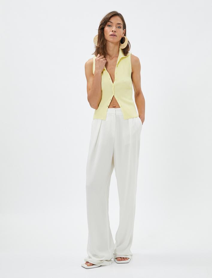  Melis Ağazat X Koton - Fitilli Düğmeli Atlet