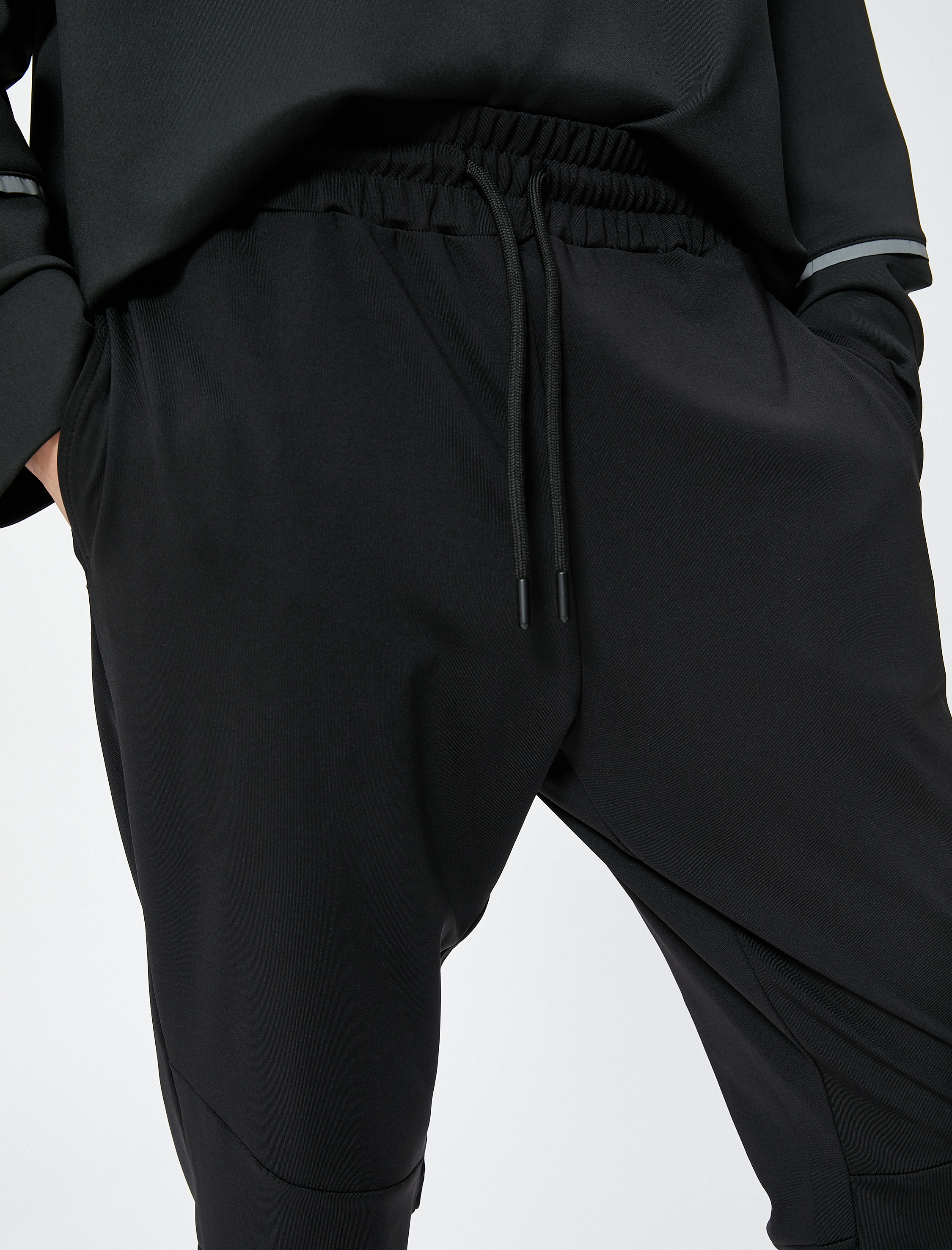   Spor Eşofman Altı Beli Bağcıklı Cep Detaylı