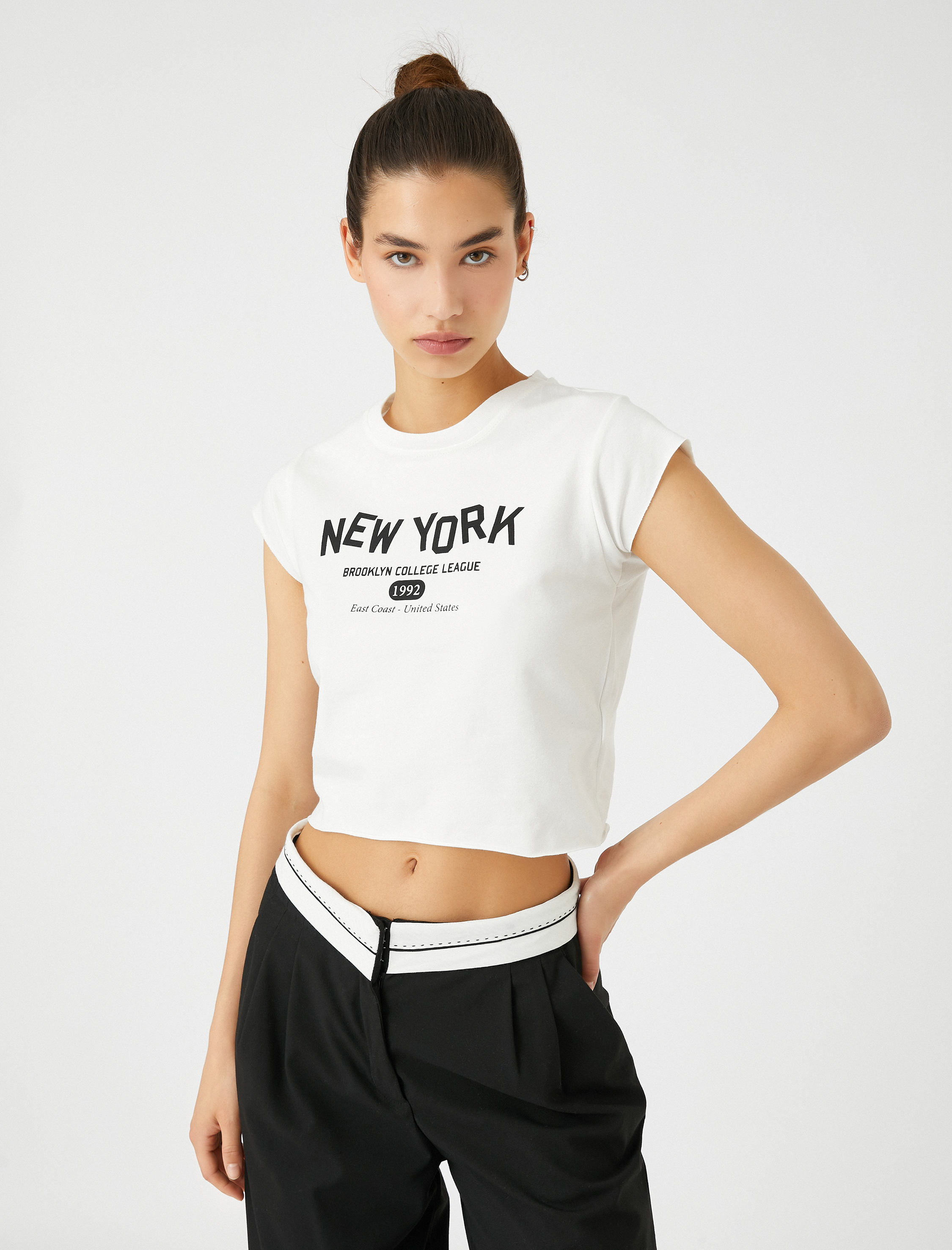   Crop Tişört New York Baskılı Kısa Kollu Bisiklet Yaka