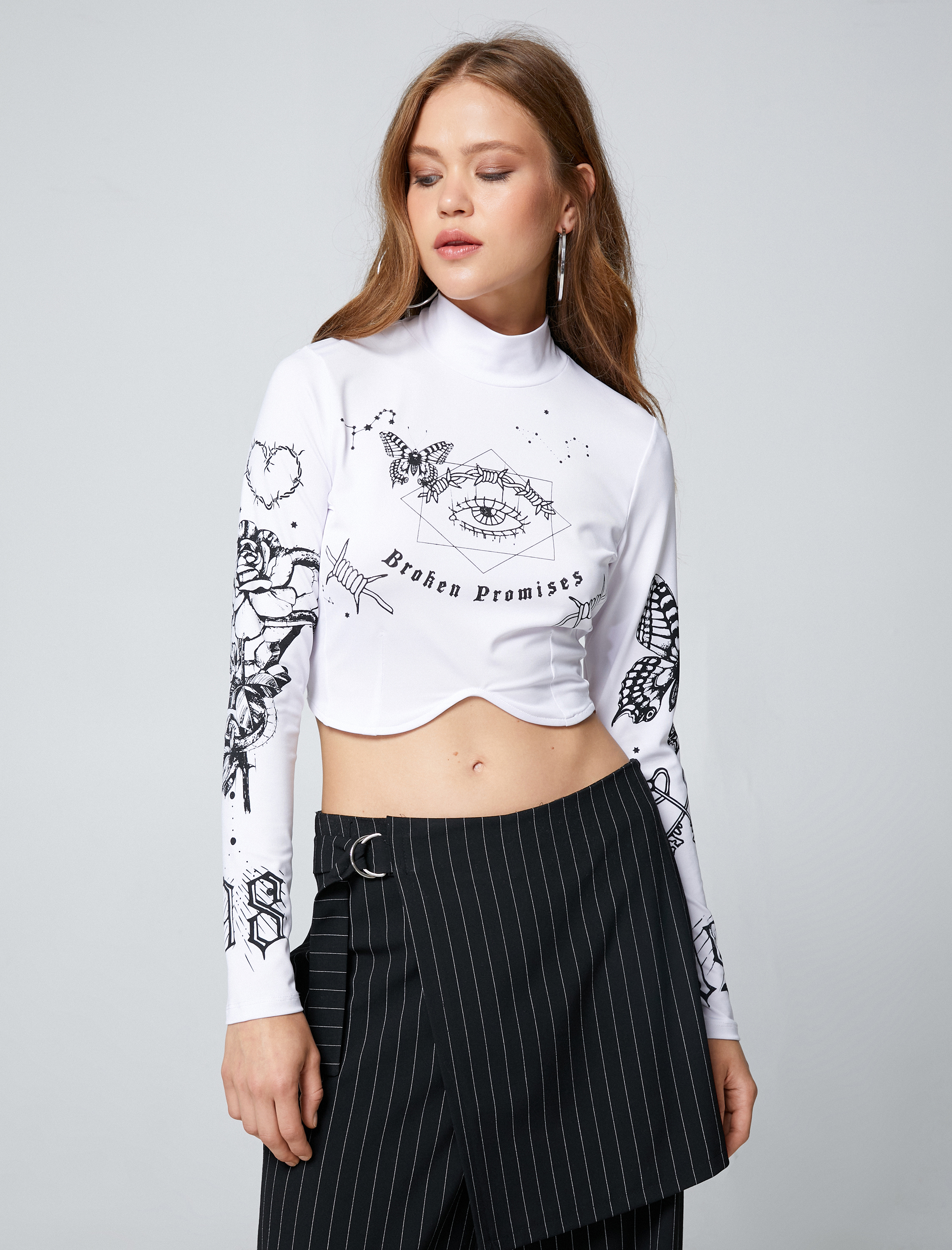   Crop Tişört Uzun Kollu Baskılı Yarım Balıkçı Yaka