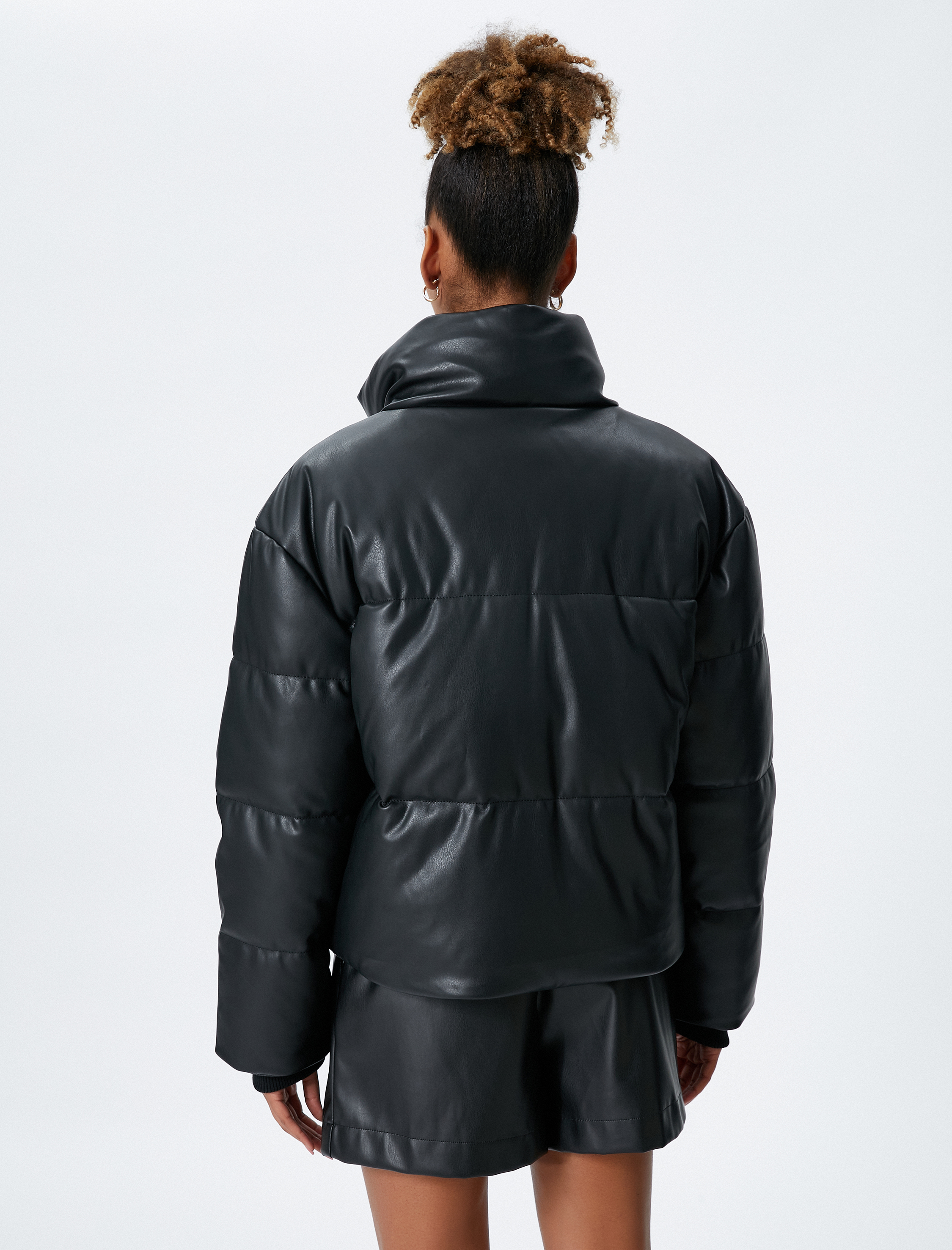   Şişme Mont Deri Görünümlü Dik Yaka Fermuar ve Çıtçıt Kapamalı Cepli