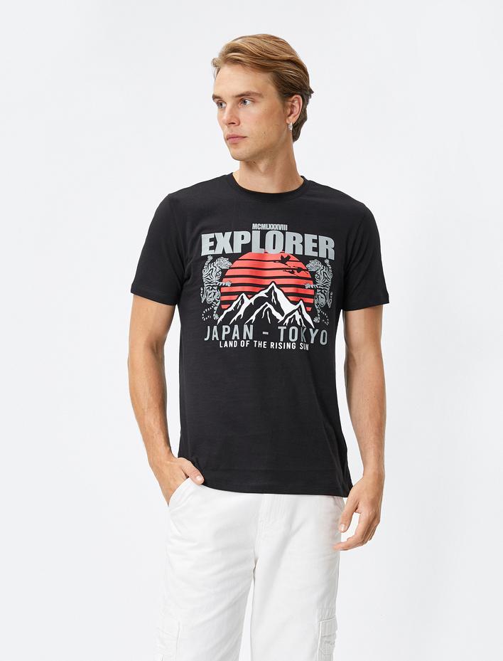  Uzakdoğu Baskılı Tişört Bisiklet Yaka Kısa Kollu Pamuklu