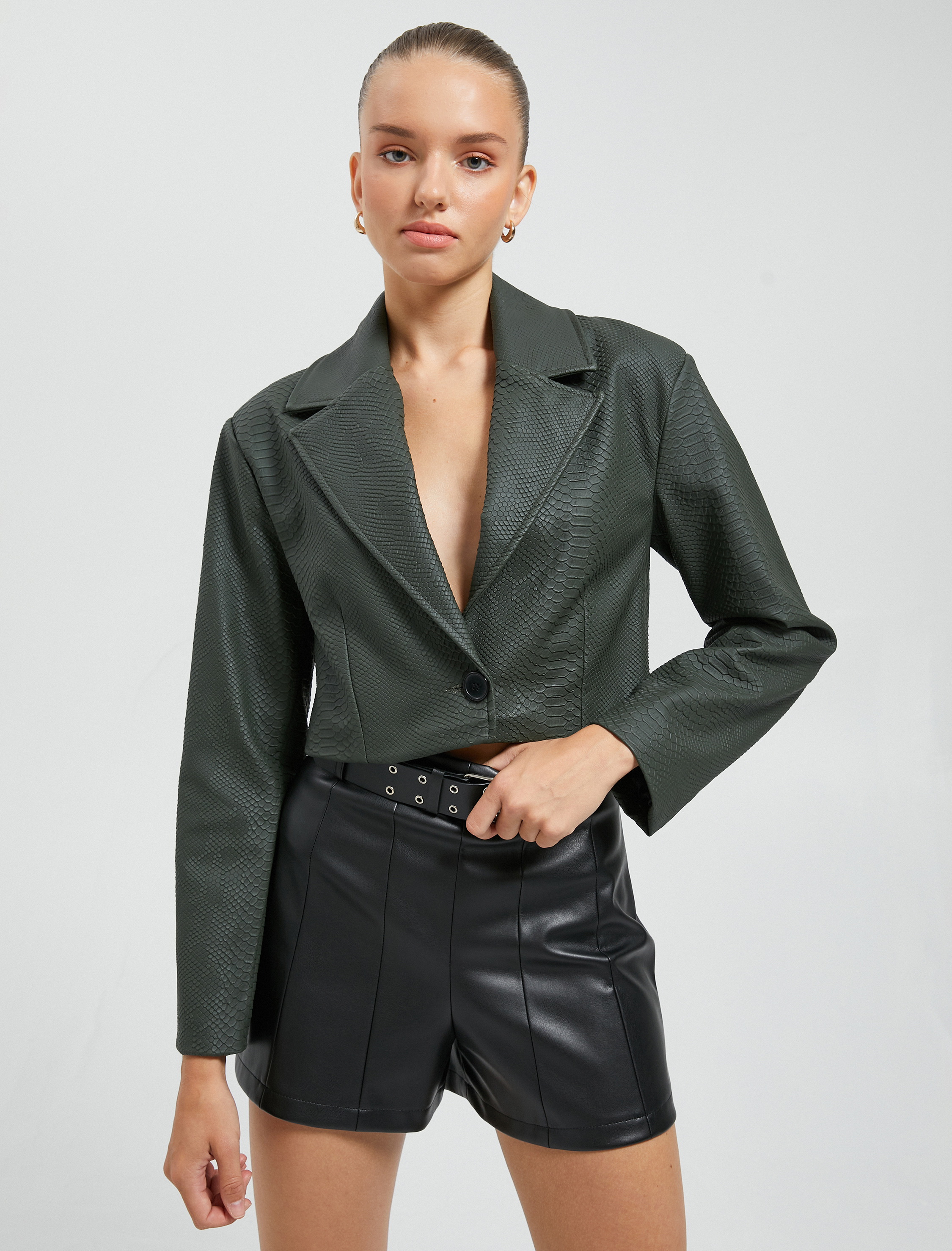   Crop Krokodil Deri Görünümlü Ceket Devrik Yaka Düğmeli
