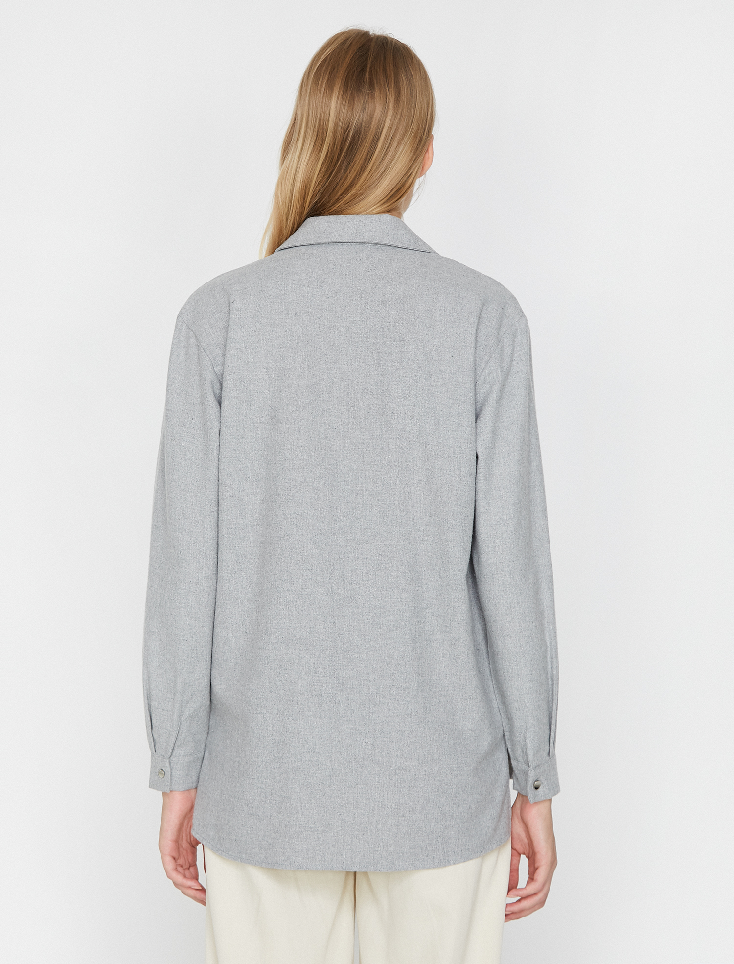   Cep Detaylı Gömlek