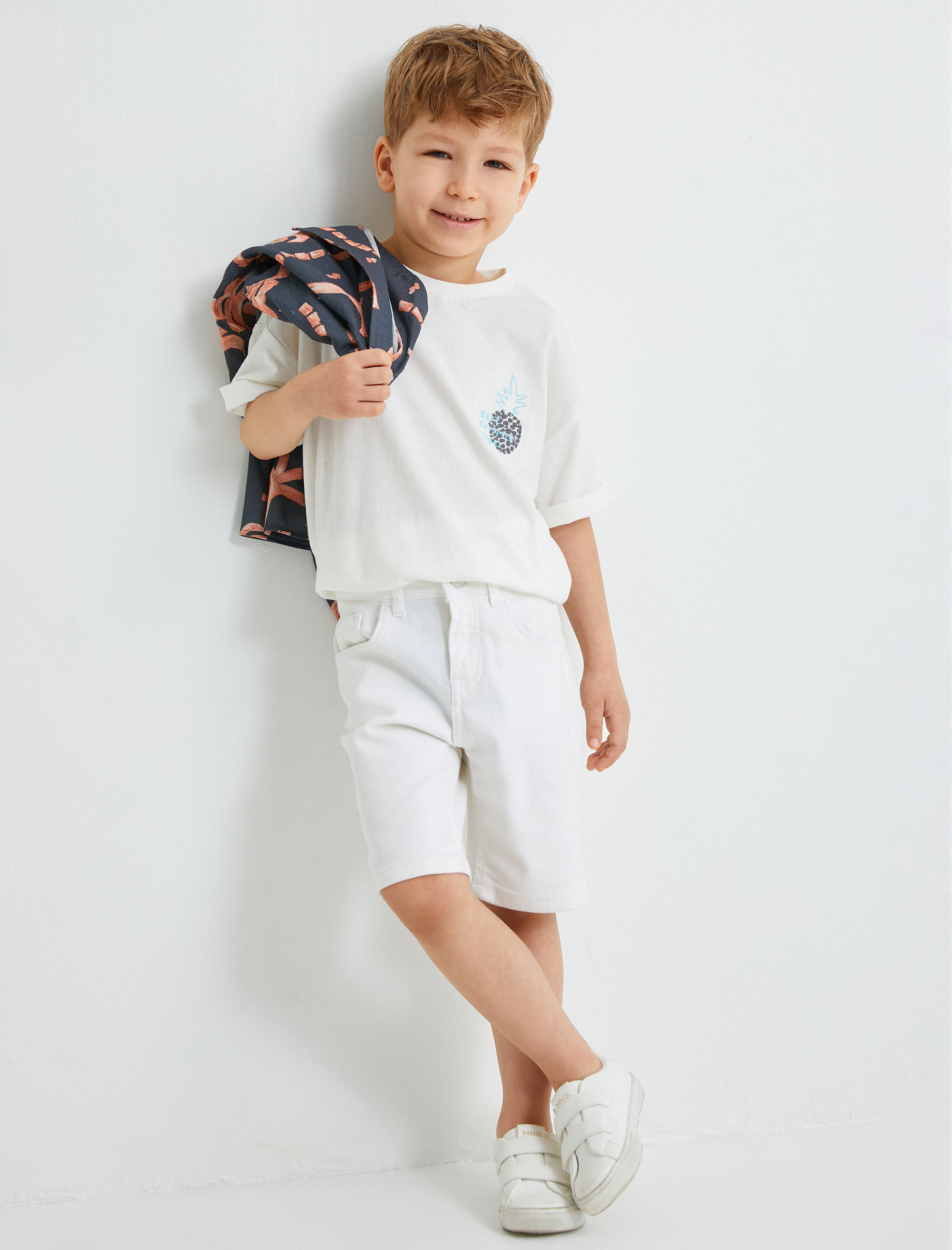  Erkek Çocuk Tişört Ananas Baskılı Bisiklet Yaka Kısa Kollu Pamuklu