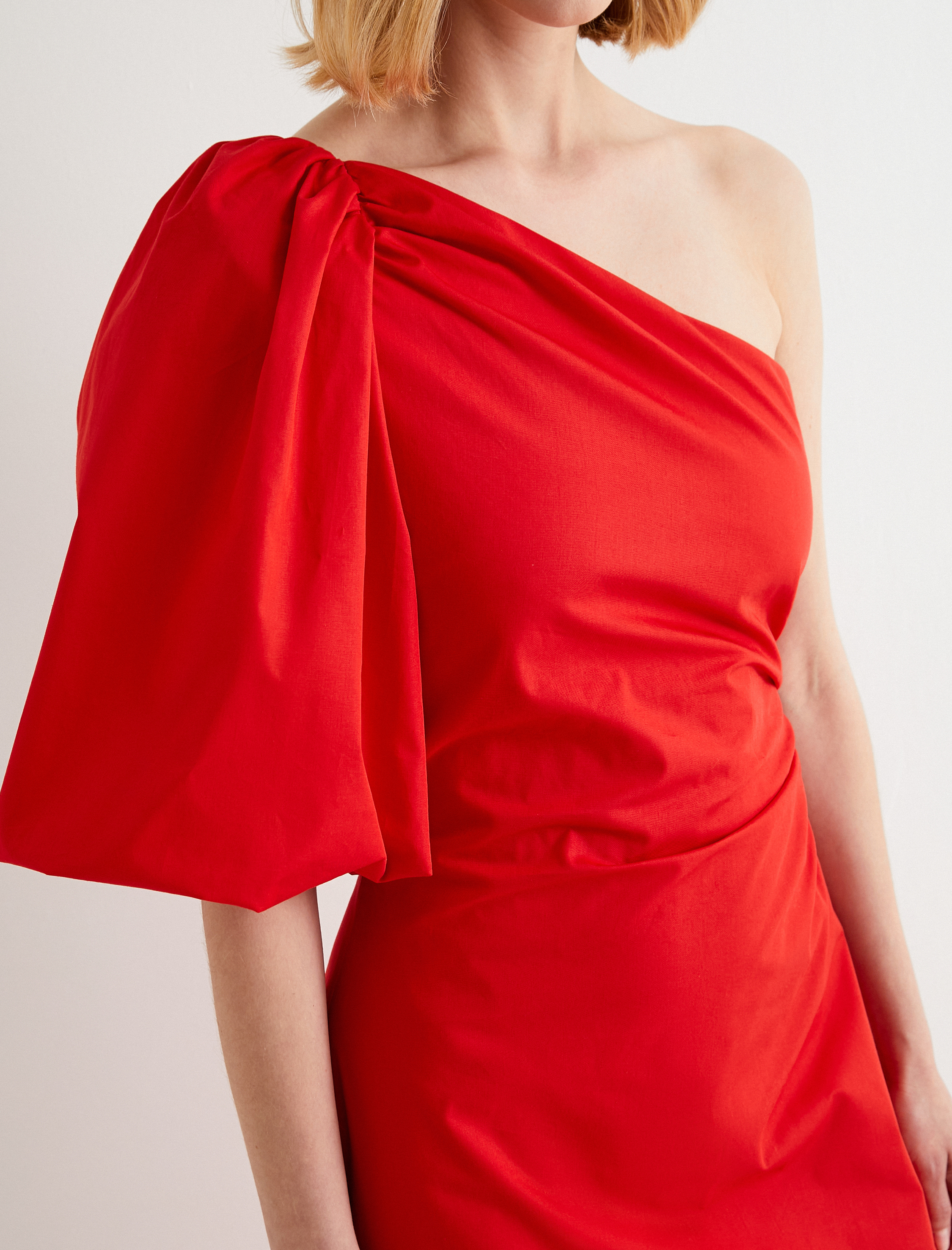   Tek Omuz Balon Kollu Midi Elbise