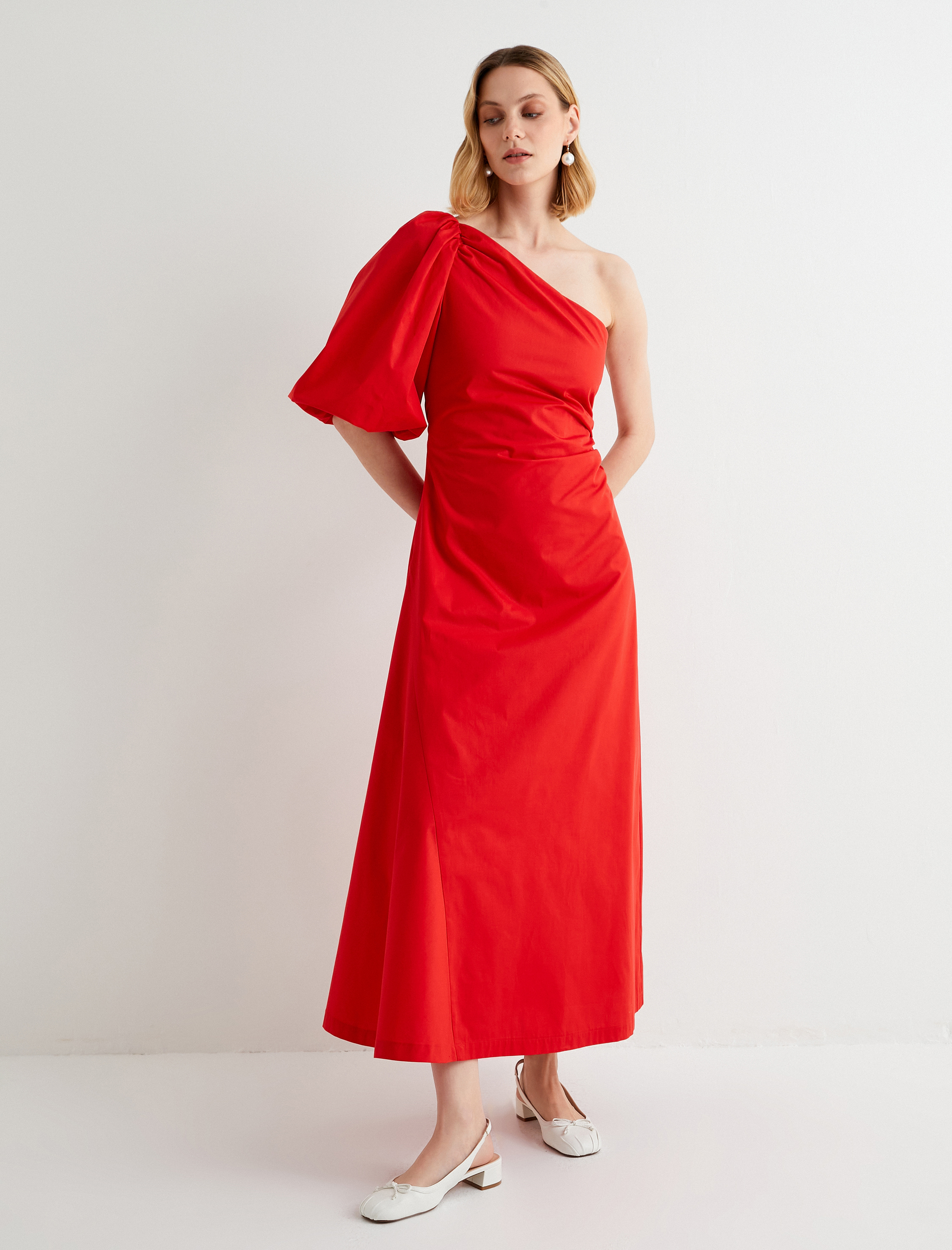   Tek Omuz Balon Kollu Midi Elbise