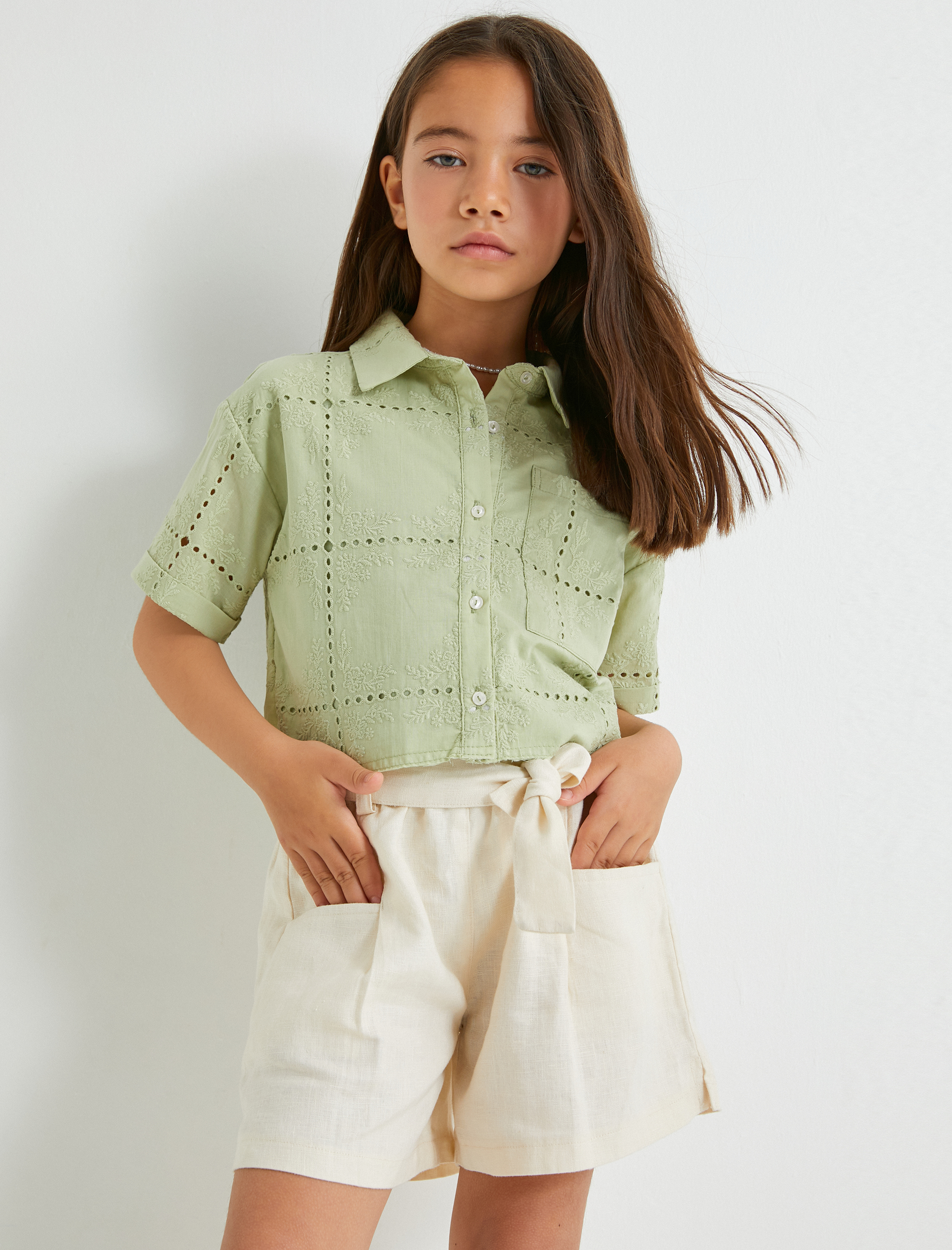  Kız Çocuk Keten Şort Kemer Detaylı Cepli Beli Lastikli