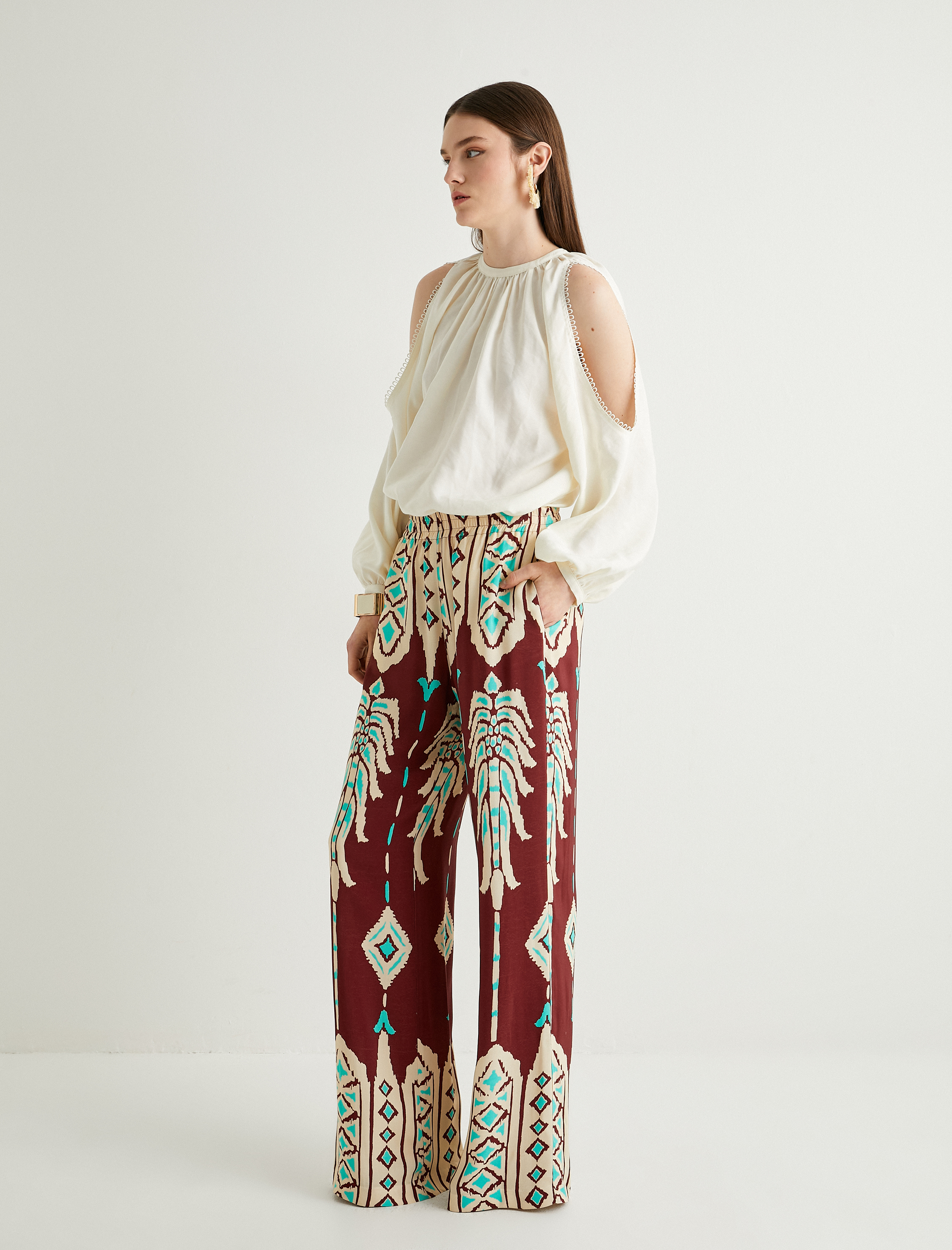   Koton X Melis Ağazat - Etnik Desenli Geniş Paça Pantolon Cepli Viskoz Kumaş