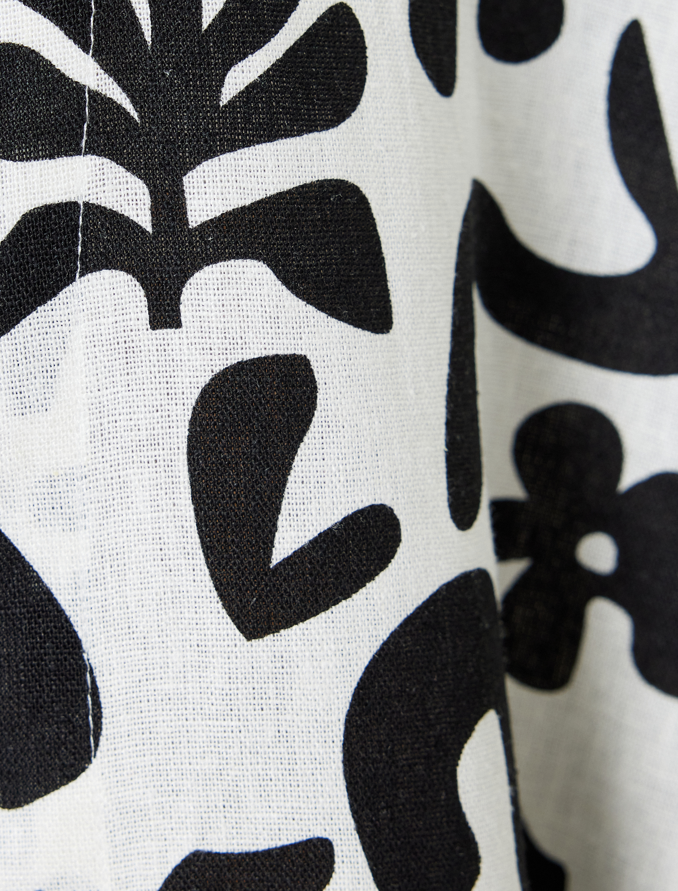   Crop Gömlek Keten Karışımlı Kısa Kollu Etnik Detaylı Devrik Yaka Düğmeli