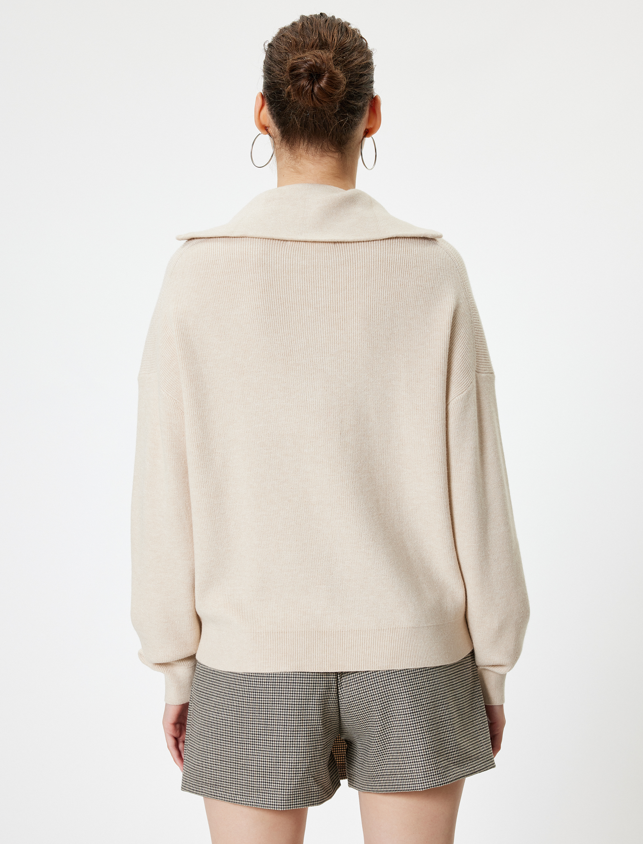   Yarım Fermuarlı Kazak Dik Yaka Uzun Kollu Metal Aksesuarlı