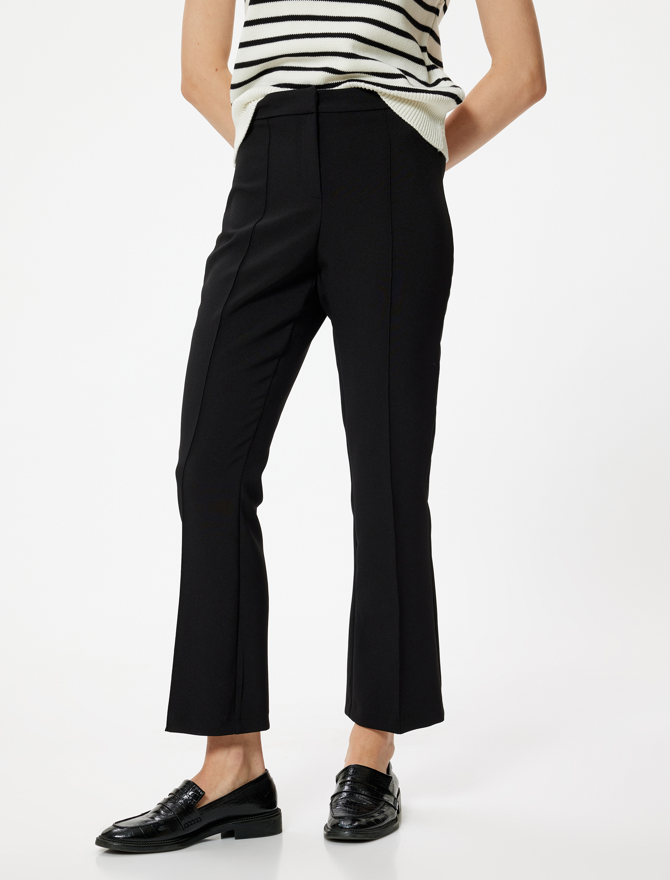   Kısa İspanyol Paça Pantolon Nervür Detaylı Slim Fit