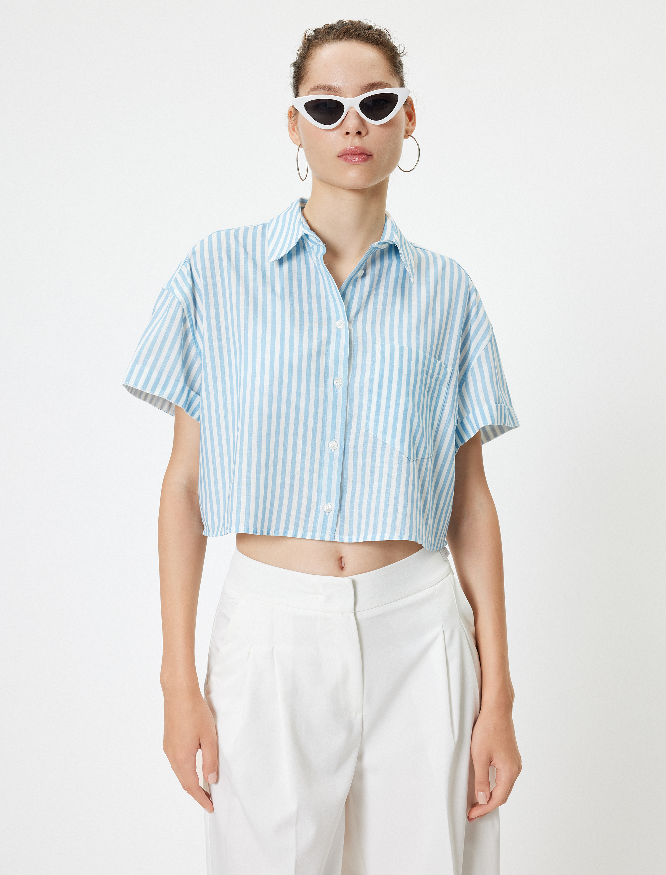   Crop Gömlek Cep Detaylı Kısa Kollu Düğmeli Klasik Yaka