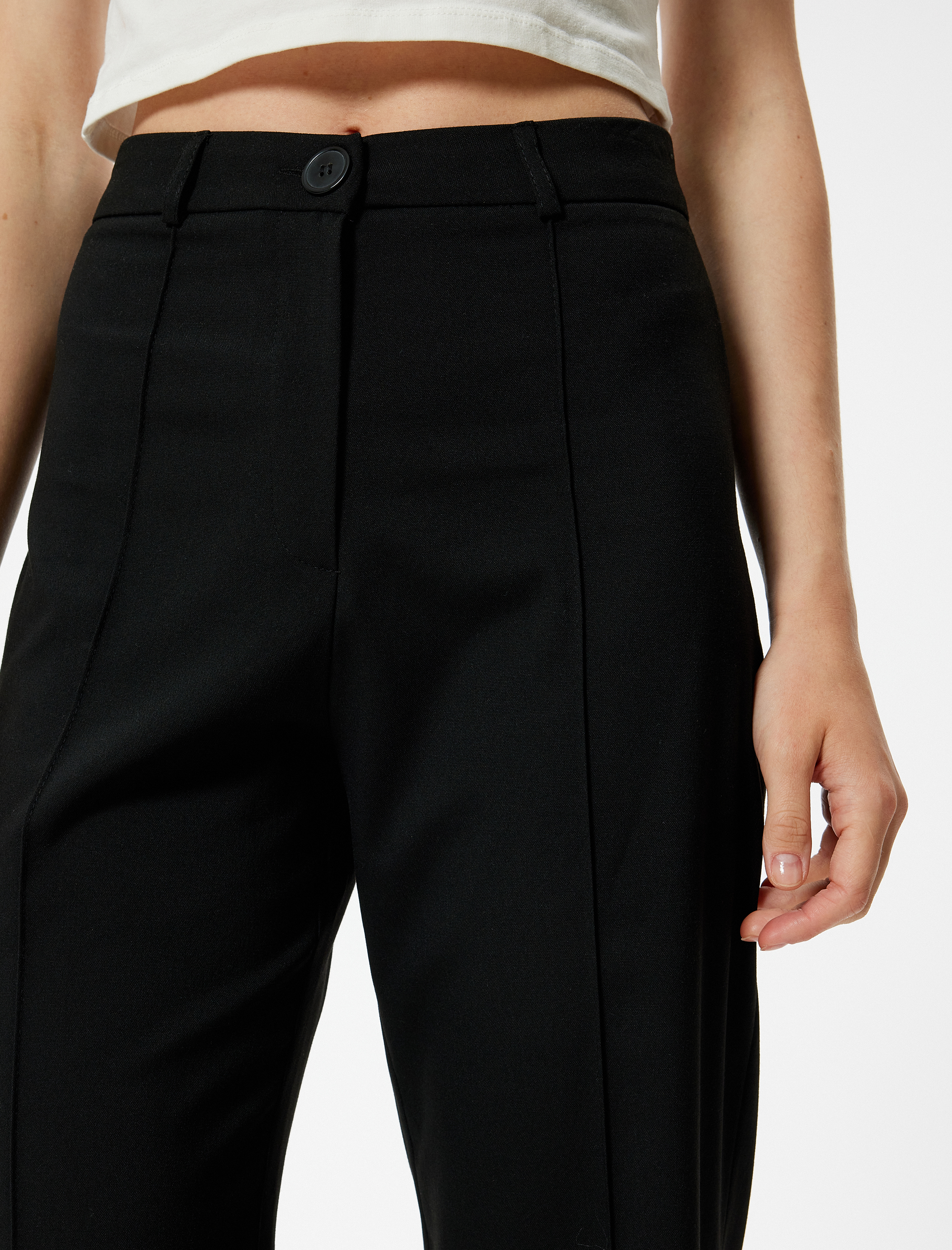   Standart Bel Nervür Detaylı Bol Düz Paça Pantolon