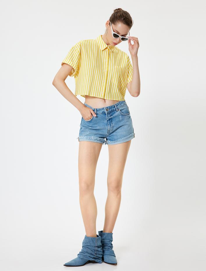  Crop Gömlek Cep Detaylı Kısa Kollu Düğmeli Klasik Yaka