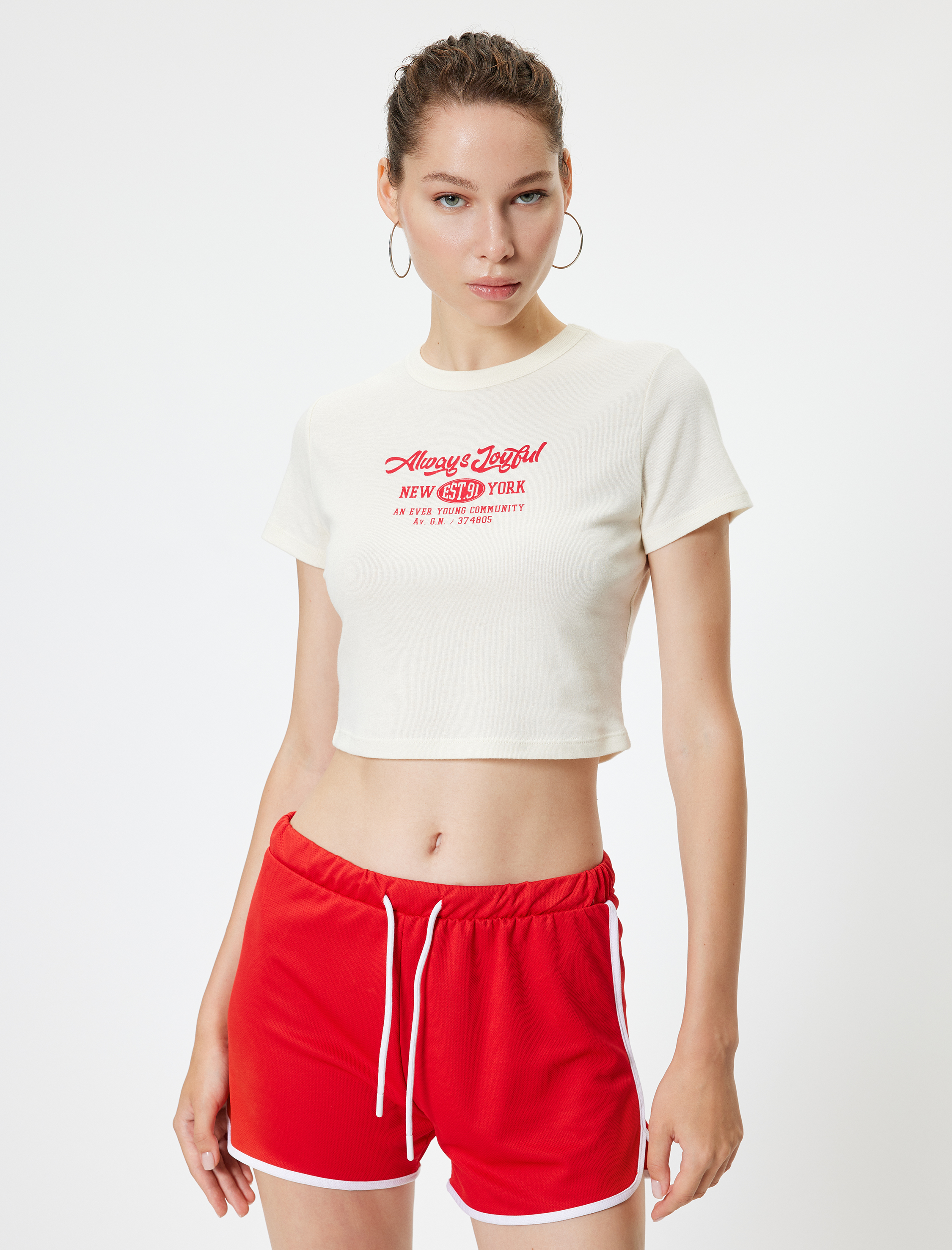   Crop Tişört Slogan Baskılı Bisiklet Yaka Kısa Kollu Pamuklu