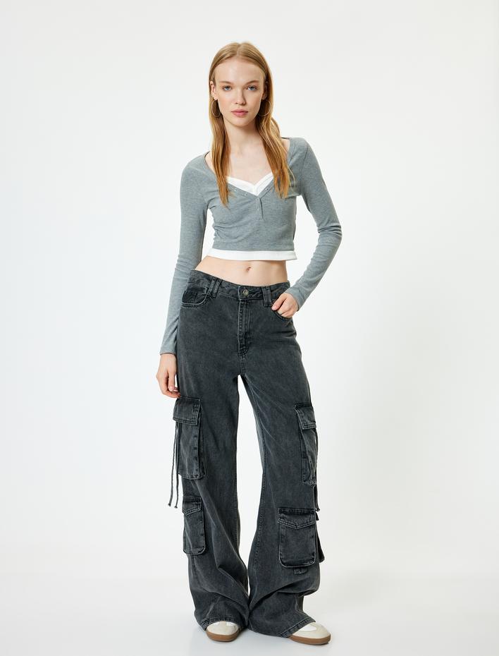  Uzun Kollu Düğmeli V Yaka Tişört