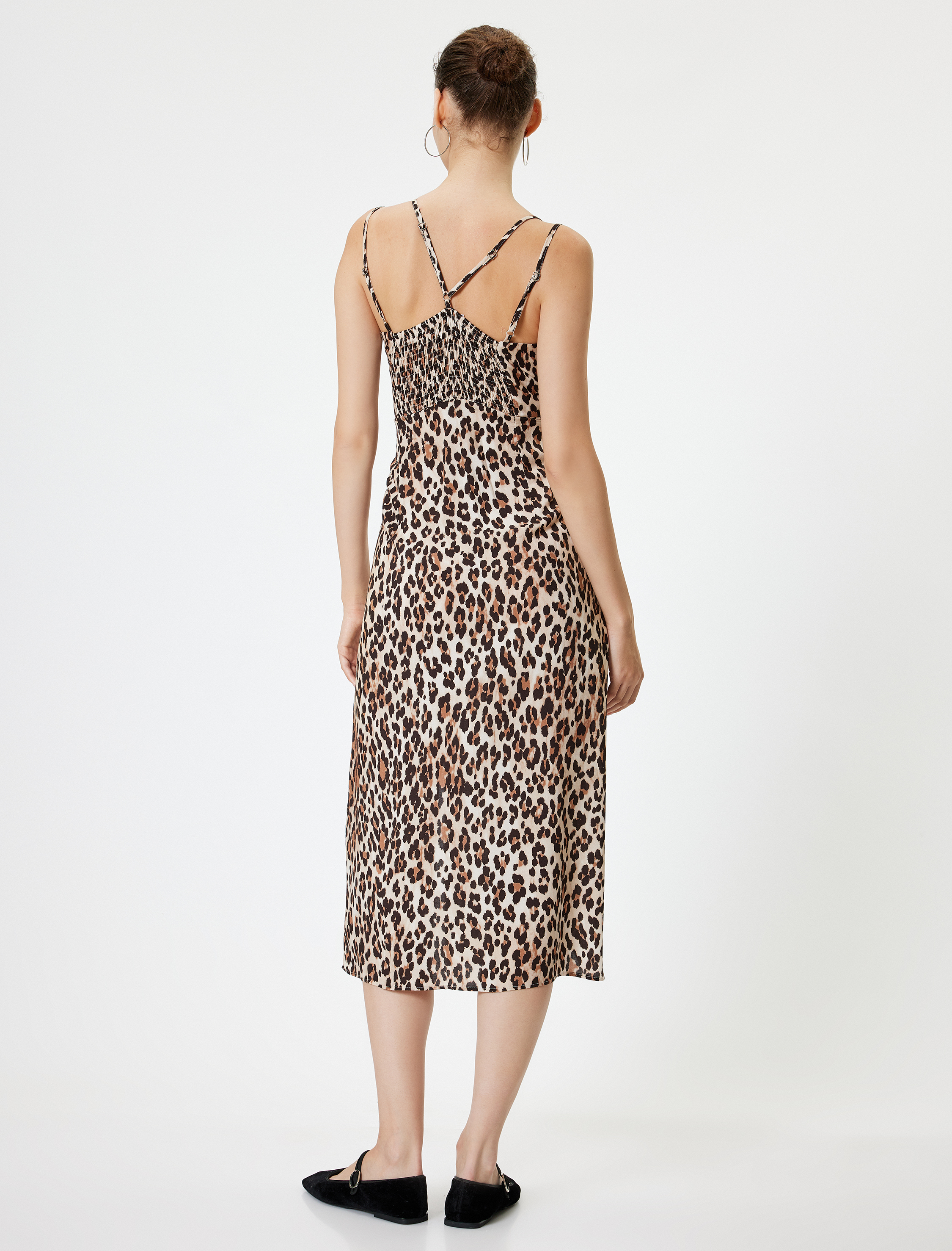   Midi Elbise Askılı Leopar Desenli Yırtmaçlı Degaje Yaka Slim Fit