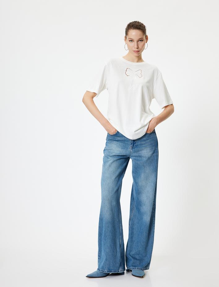  Oversize Tişört Fiyonk Nakışlı Bisiklet Yaka Kısa Kollu Pamuklu