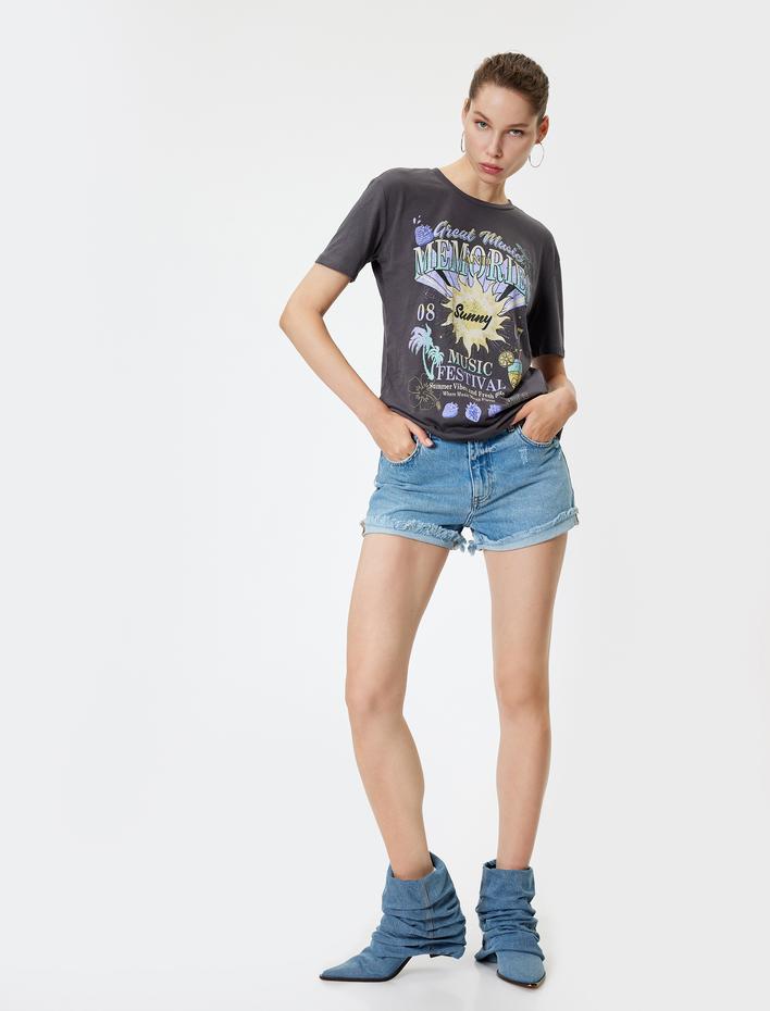  Oversize Tişört Slogan Baskılı Bisiklet Yaka Kısa Kollu Pamuklu