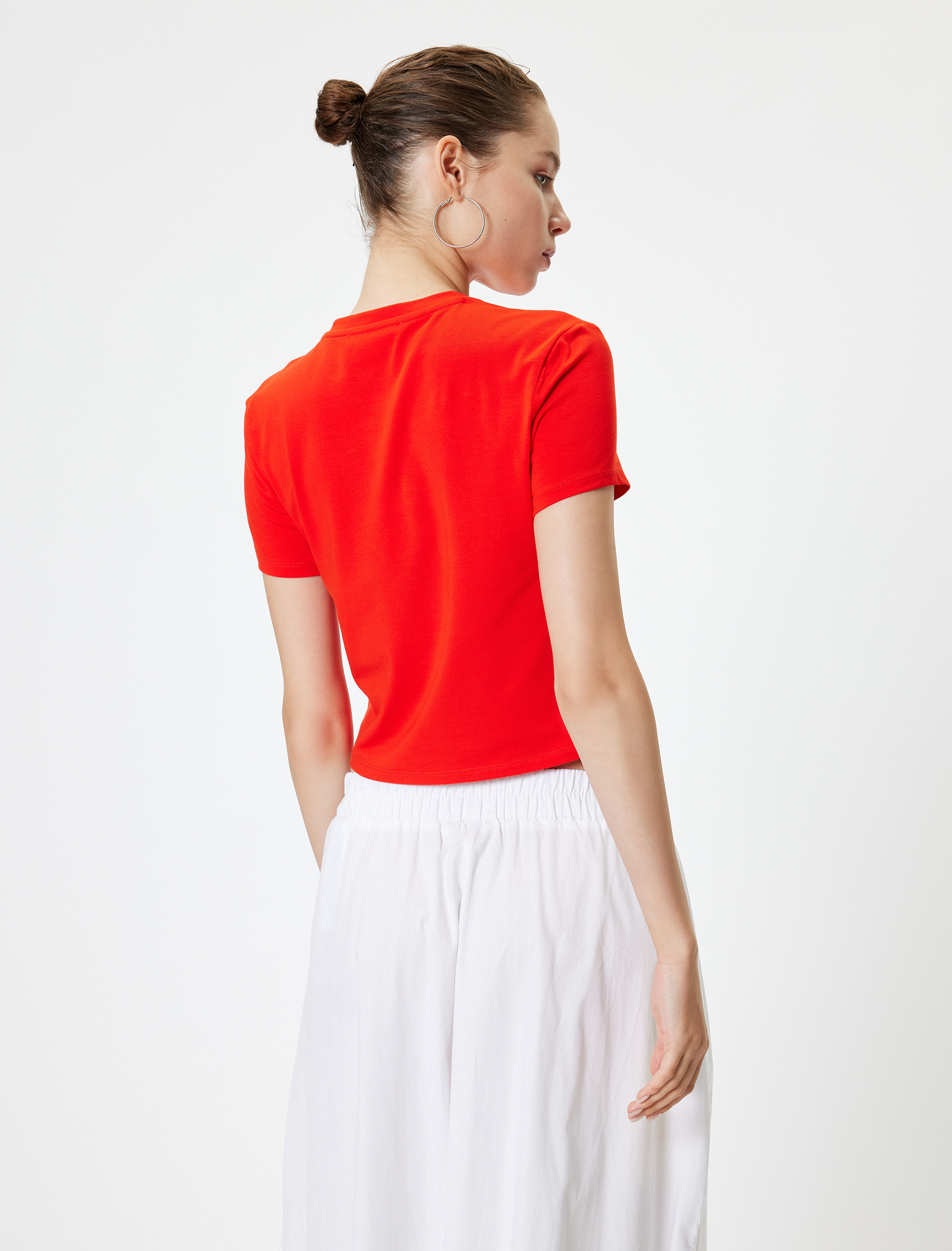   Tişört Fiyonk Baskılı Bisiklet Yaka Kısa Kollu Pamuklu