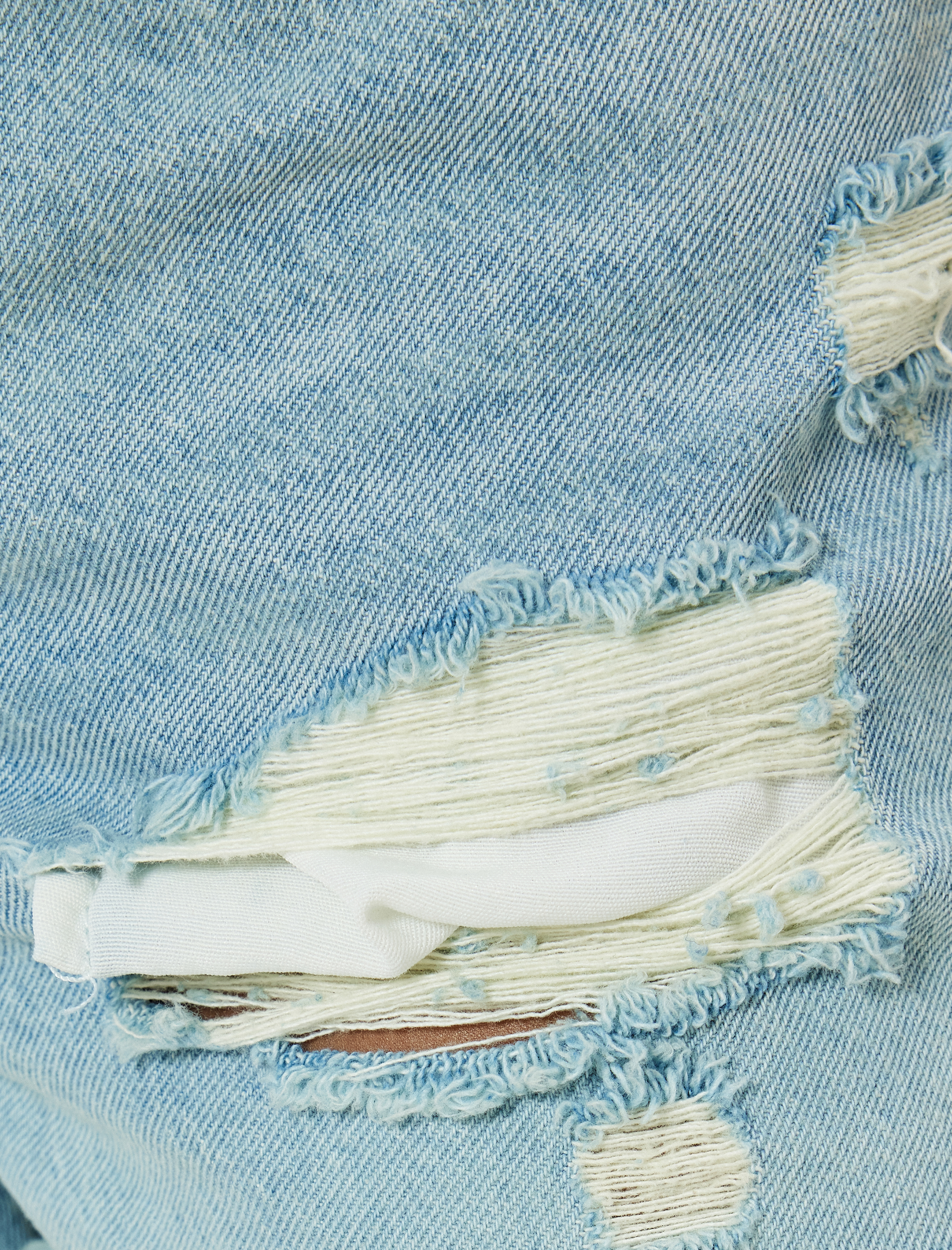   Mini Kot Şort Yıpratılmış Püsküllü Paça Düğmeli