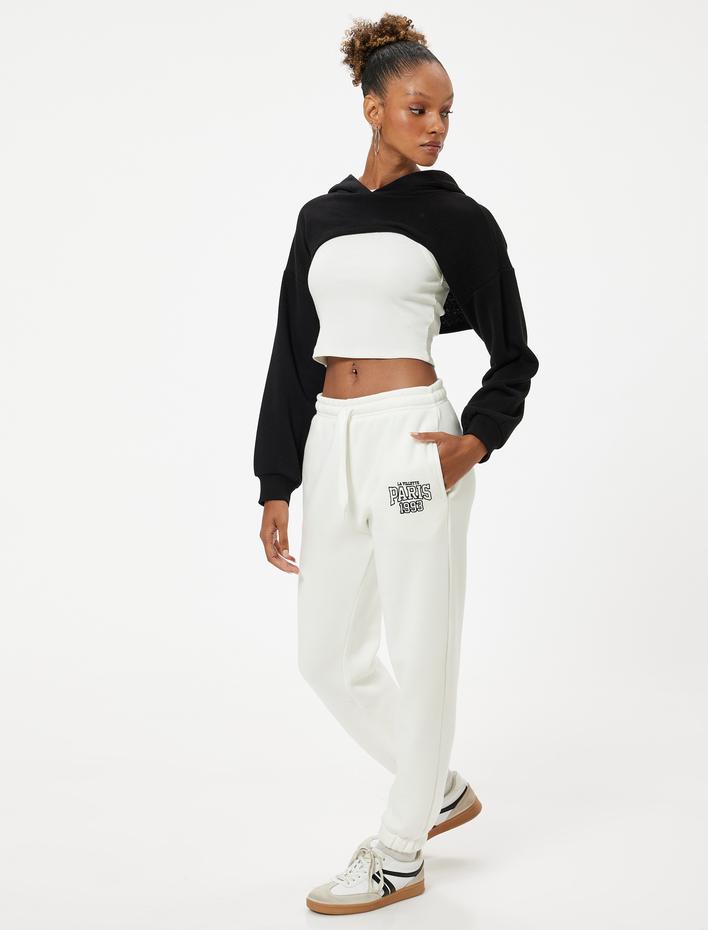  Şardonlu Jogger Eşofman Altı Beli Bağcıklı Kolej İşlemeli Cepli Rahat Kalıp