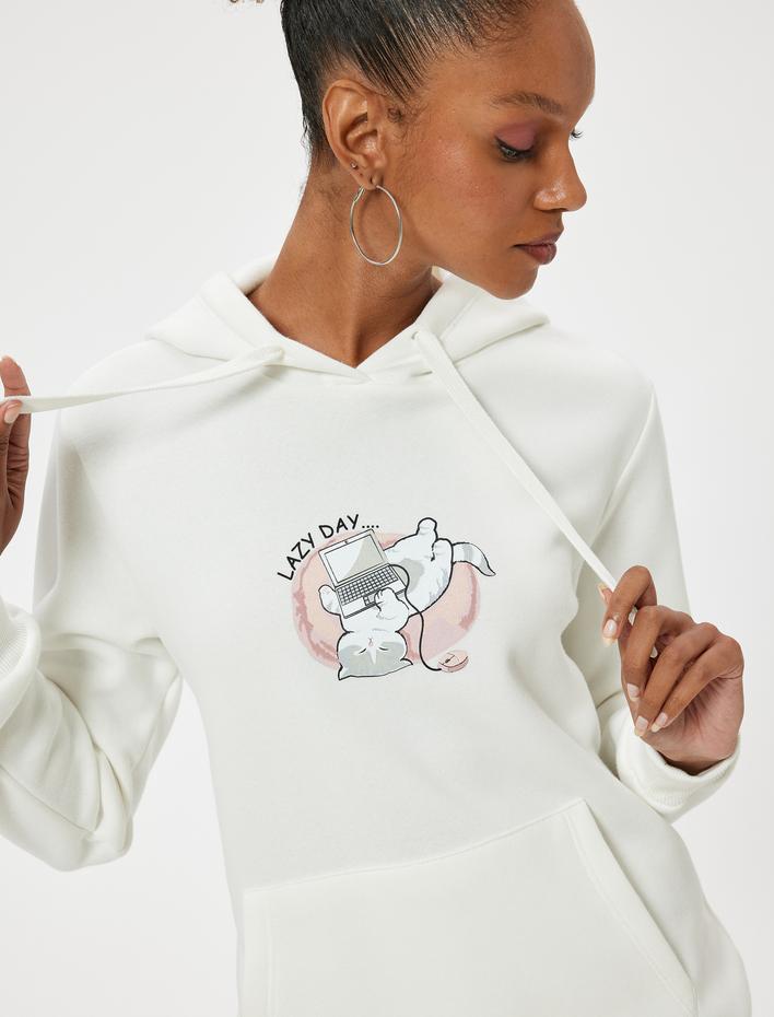  Oversize Kapüşonlu Sweatshirt Kanguru Cep Detaylı Baskılı Şardonlu