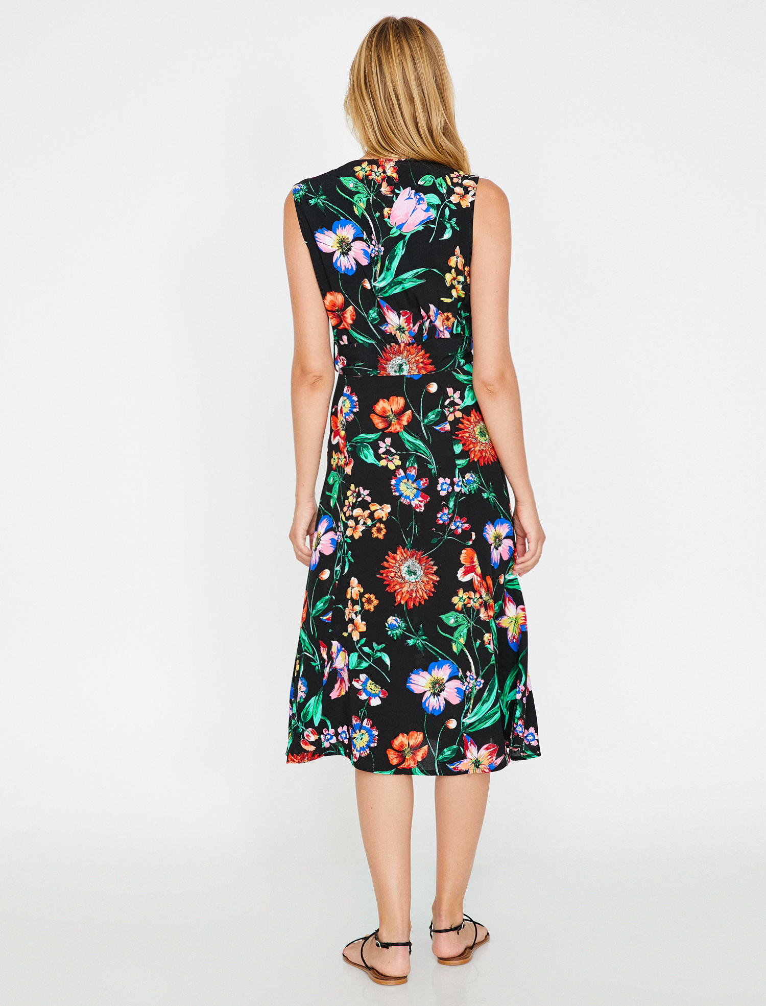   Çiçek Desenli Elbise