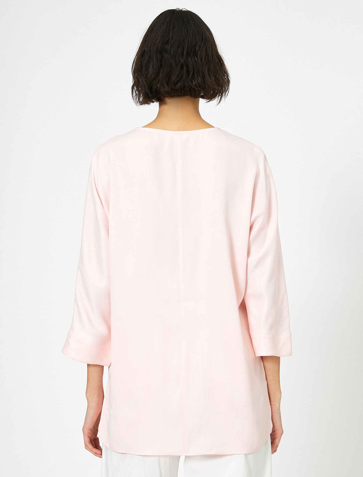   V Yaka Uzun Kollu Bluz