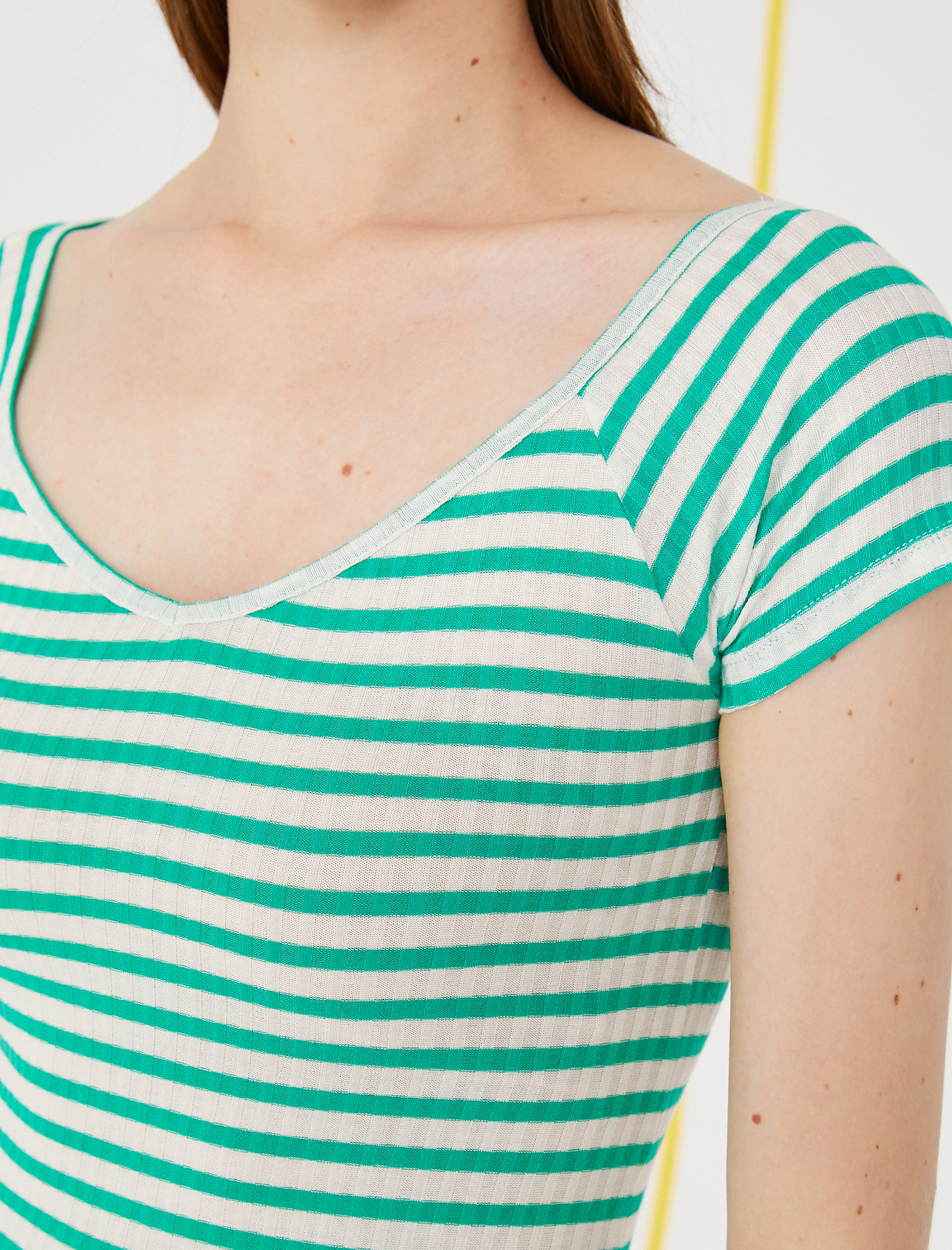   Çizgili Tişört