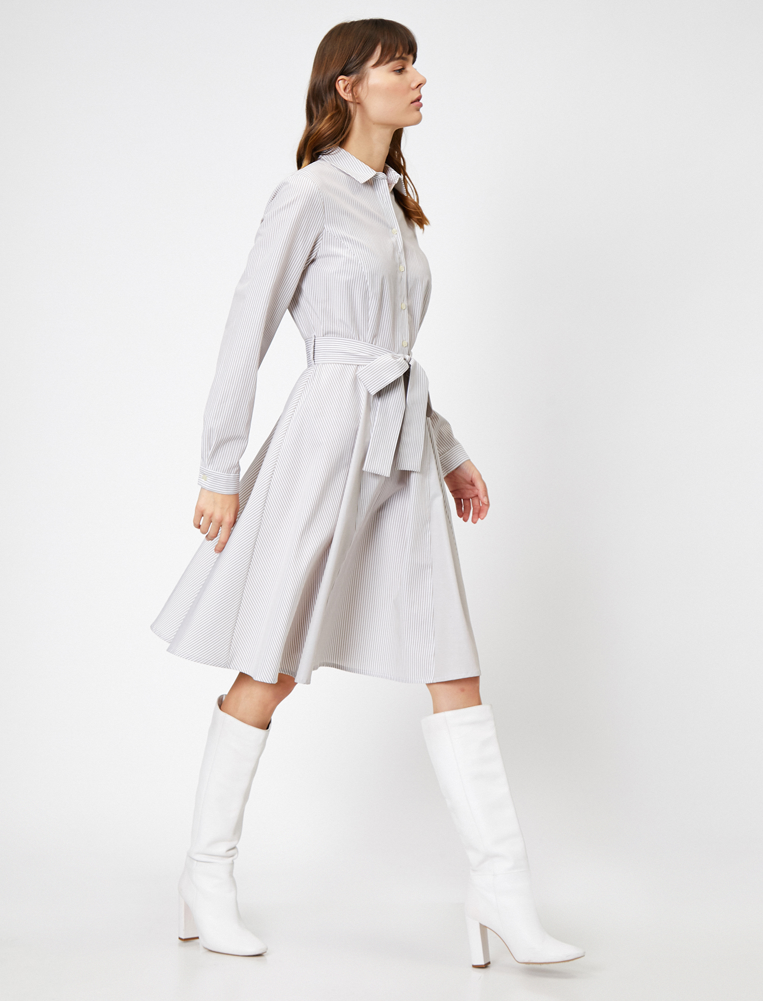   Çizgili Kemer Detaylı Elbise