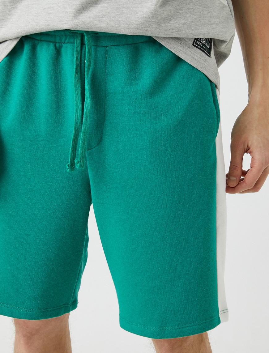   Slim Fit Şeritli Şort