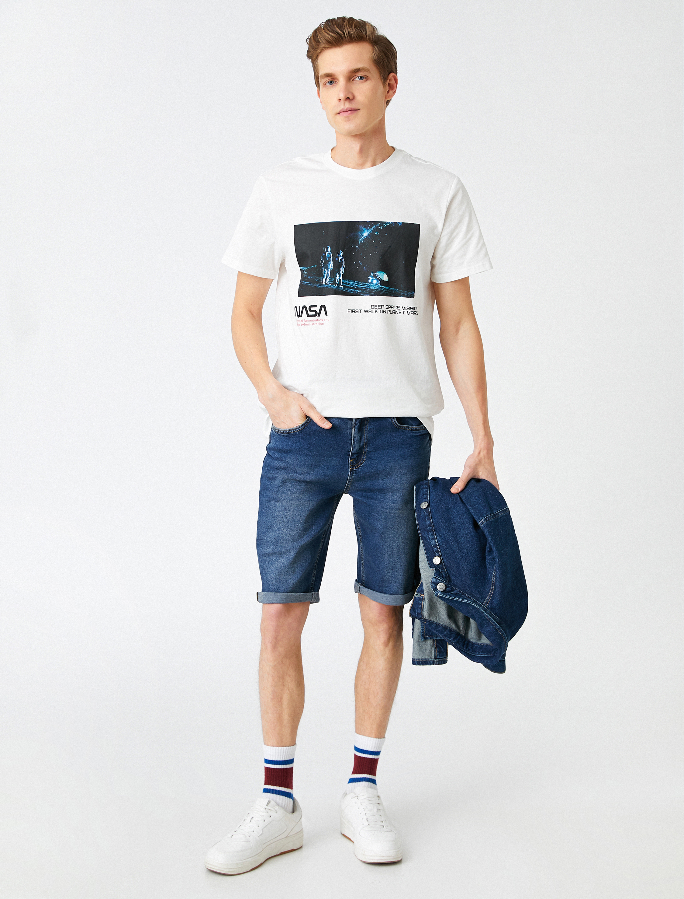   Paçası Katlı Kot Şort