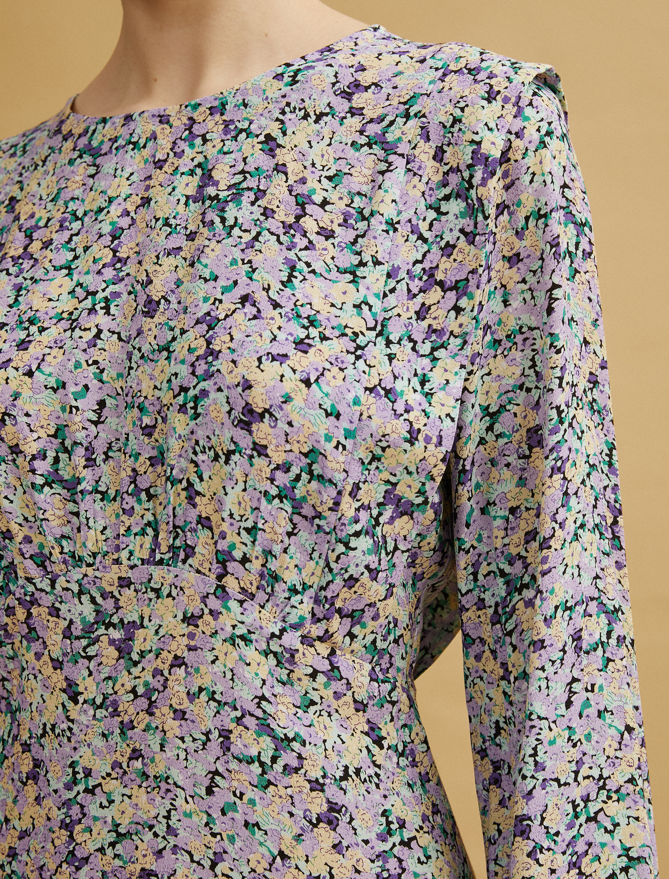 Çiçekli Elbise Fırfırlı Uzun Kollu Bisiklet Yaka