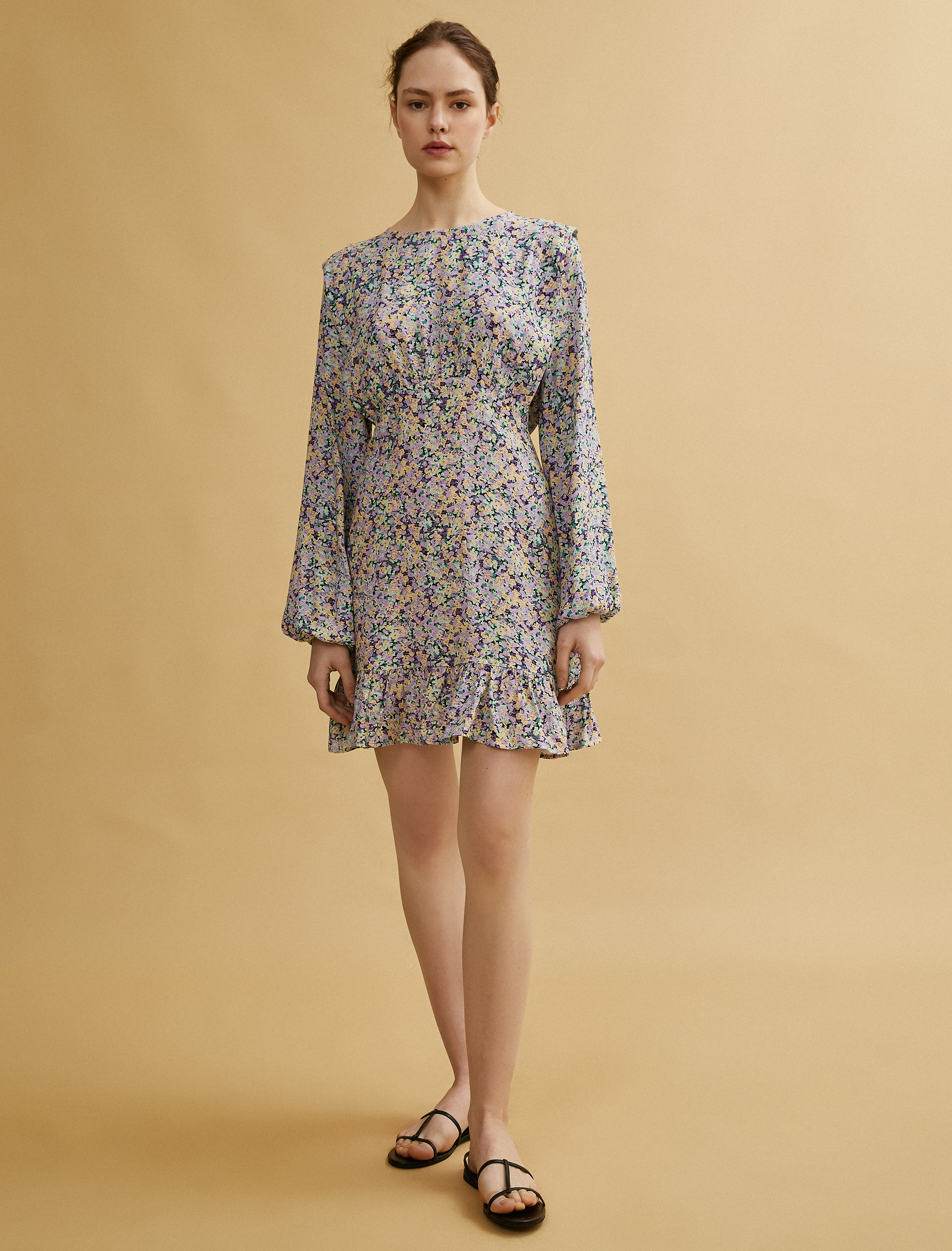 Çiçekli Elbise Fırfırlı Uzun Kollu Bisiklet Yaka