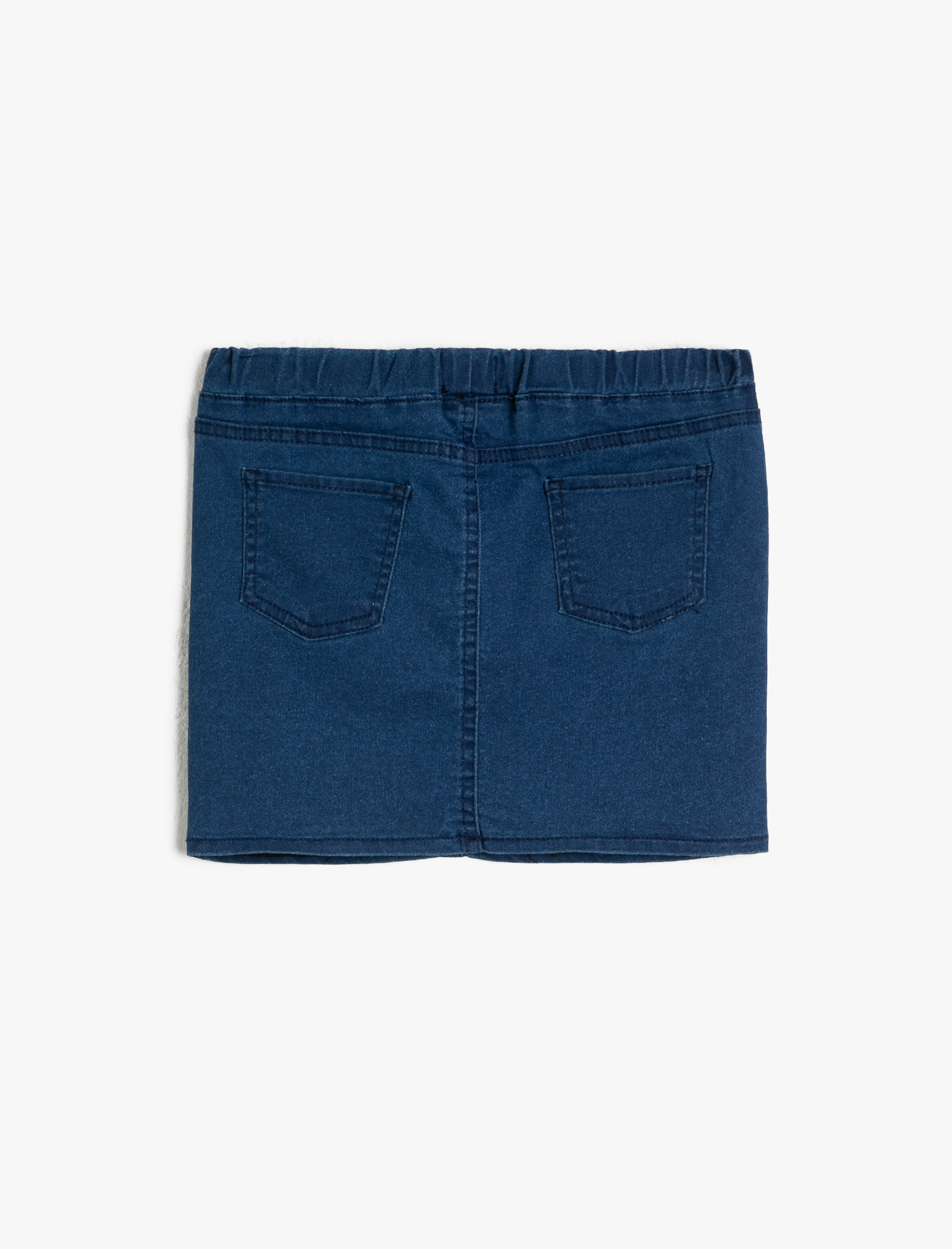  Kız Çocuk İnce Esnek Kumaştan Önde Süs Ceplı Beli Lastikli Diz Üstü Etek