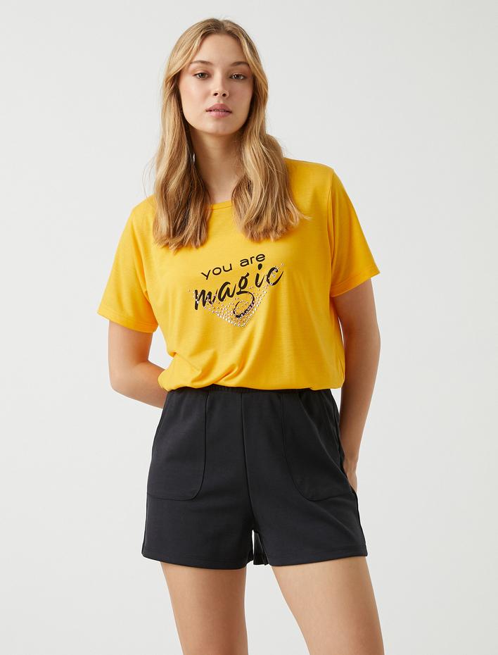  Baskılı Pullu Tişört Bisiklet Yaka