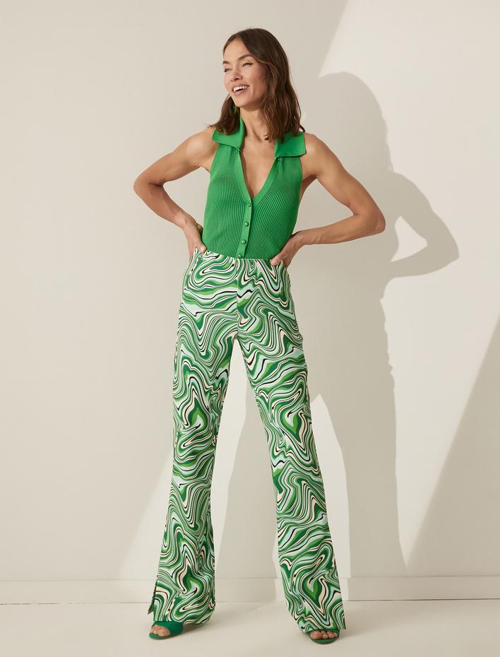  Melis Ağazat X Koton - Polo Yaka Atlet Düğmeli