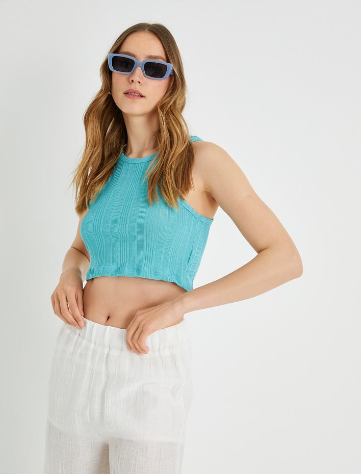  Crop Atlet Halter Yaka
