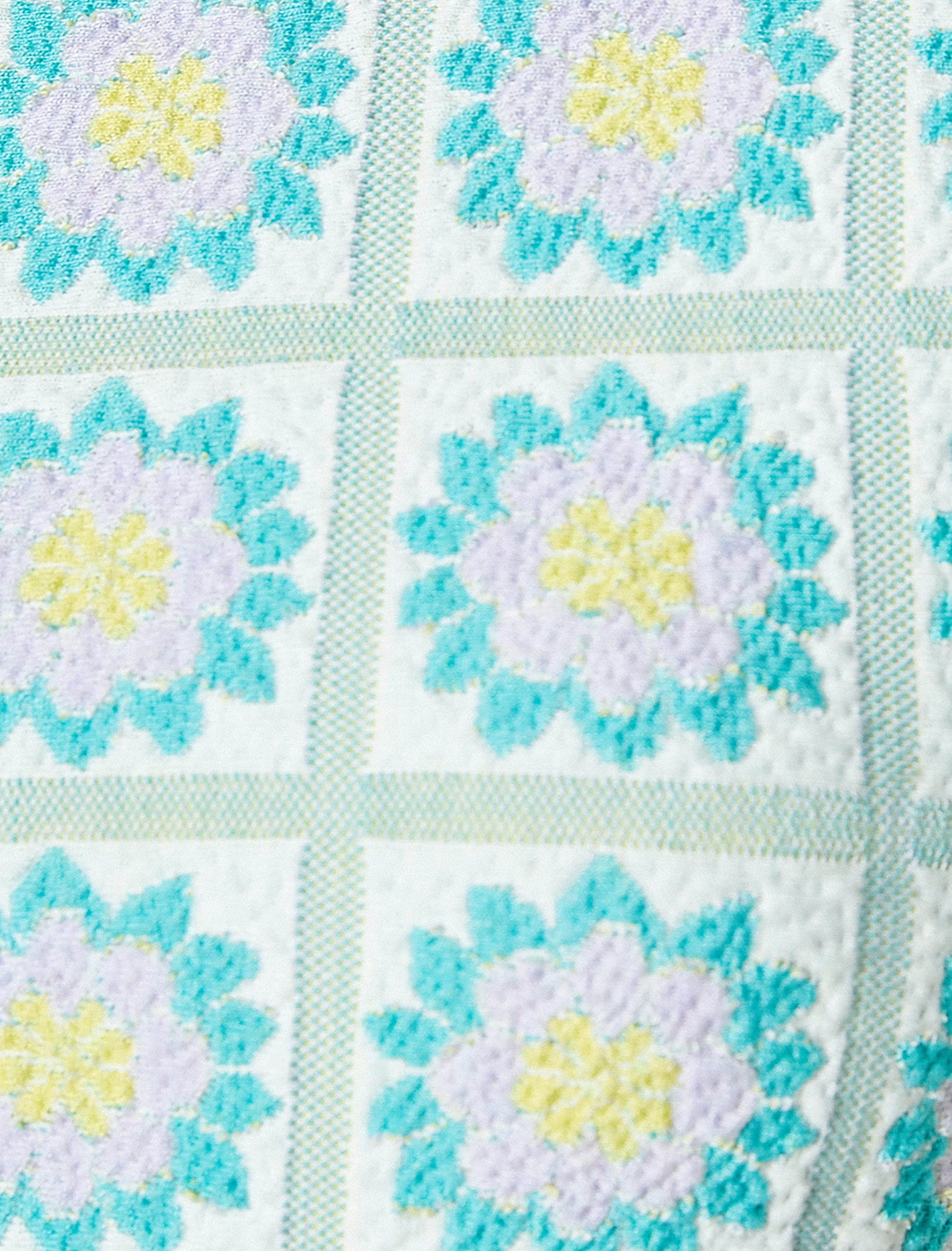   Crop Atlet Çiçekli Halter Yaka