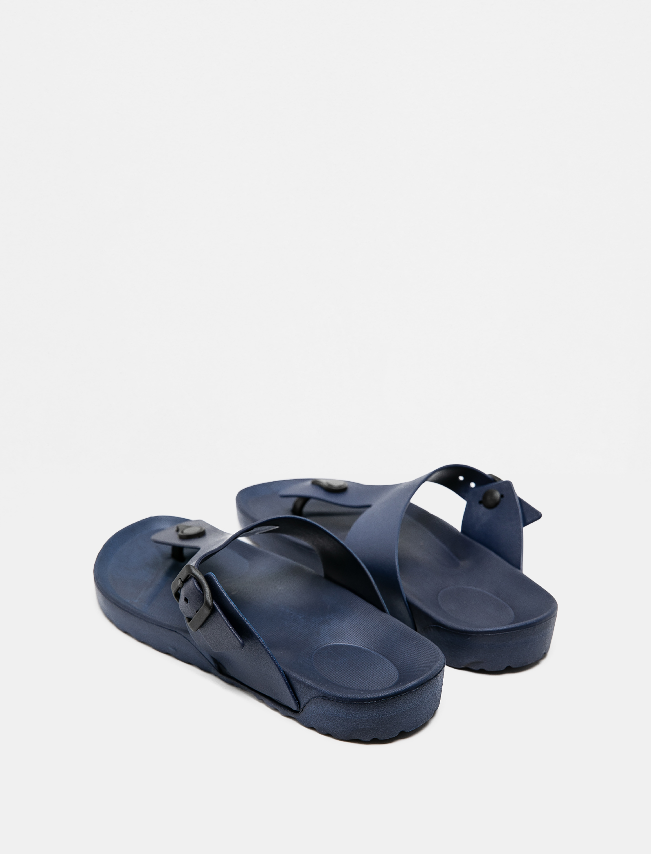  Erkek Tokalı Parmak Arası Terlik