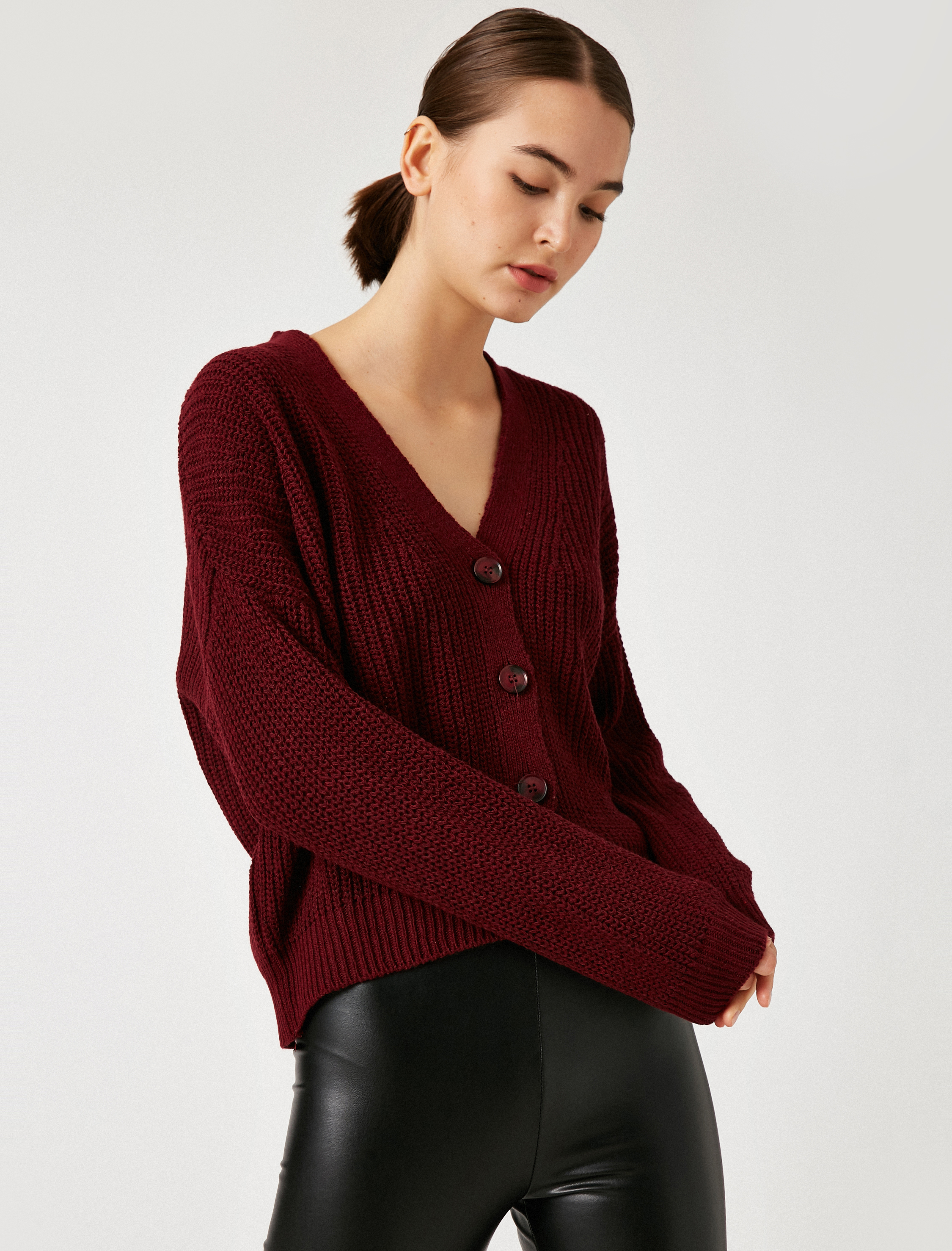   V Yaka Crop Triko Hırka