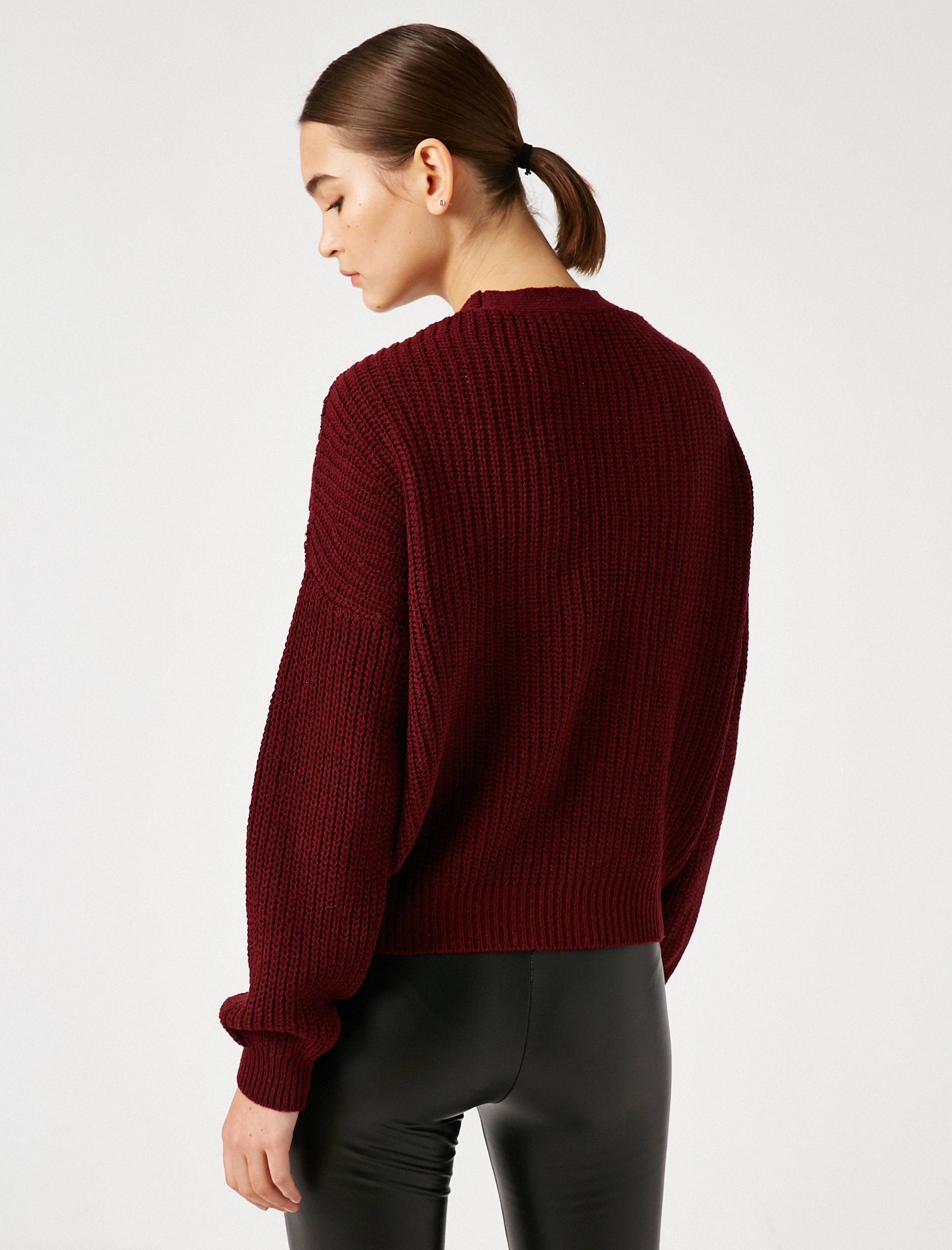   V Yaka Crop Triko Hırka